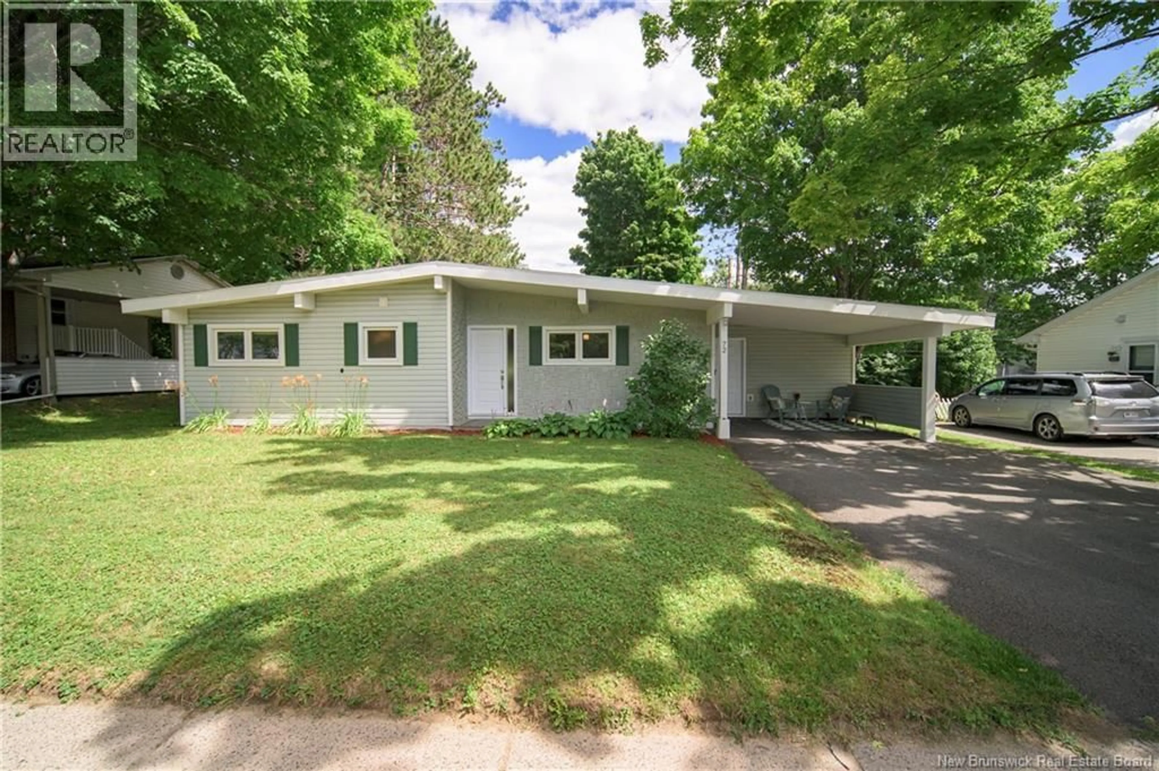 Home with vinyl exterior material, street for 72 WOODMOUNT DRIVE, Fredericton New Brunswick E3A2M4