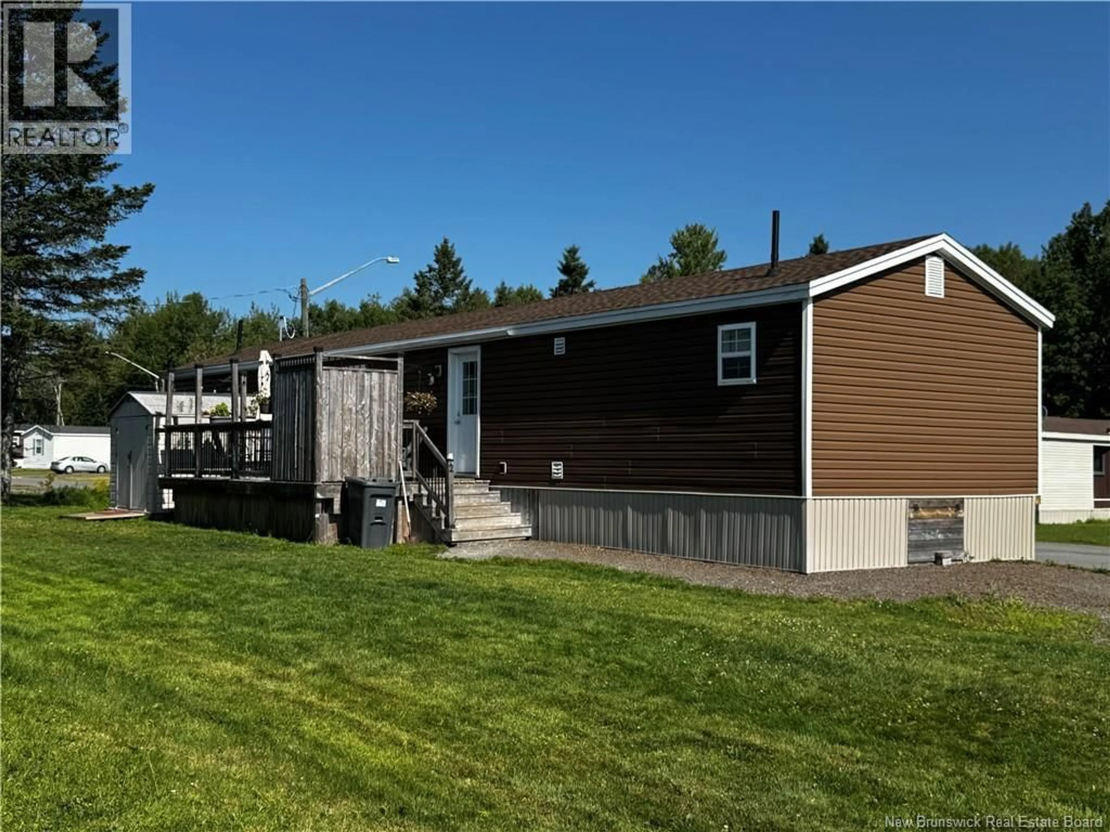 Home with vinyl exterior material, unknown for 2 LEAFWOOD CRESCENT, Fredericton New Brunswick E3B6N7
