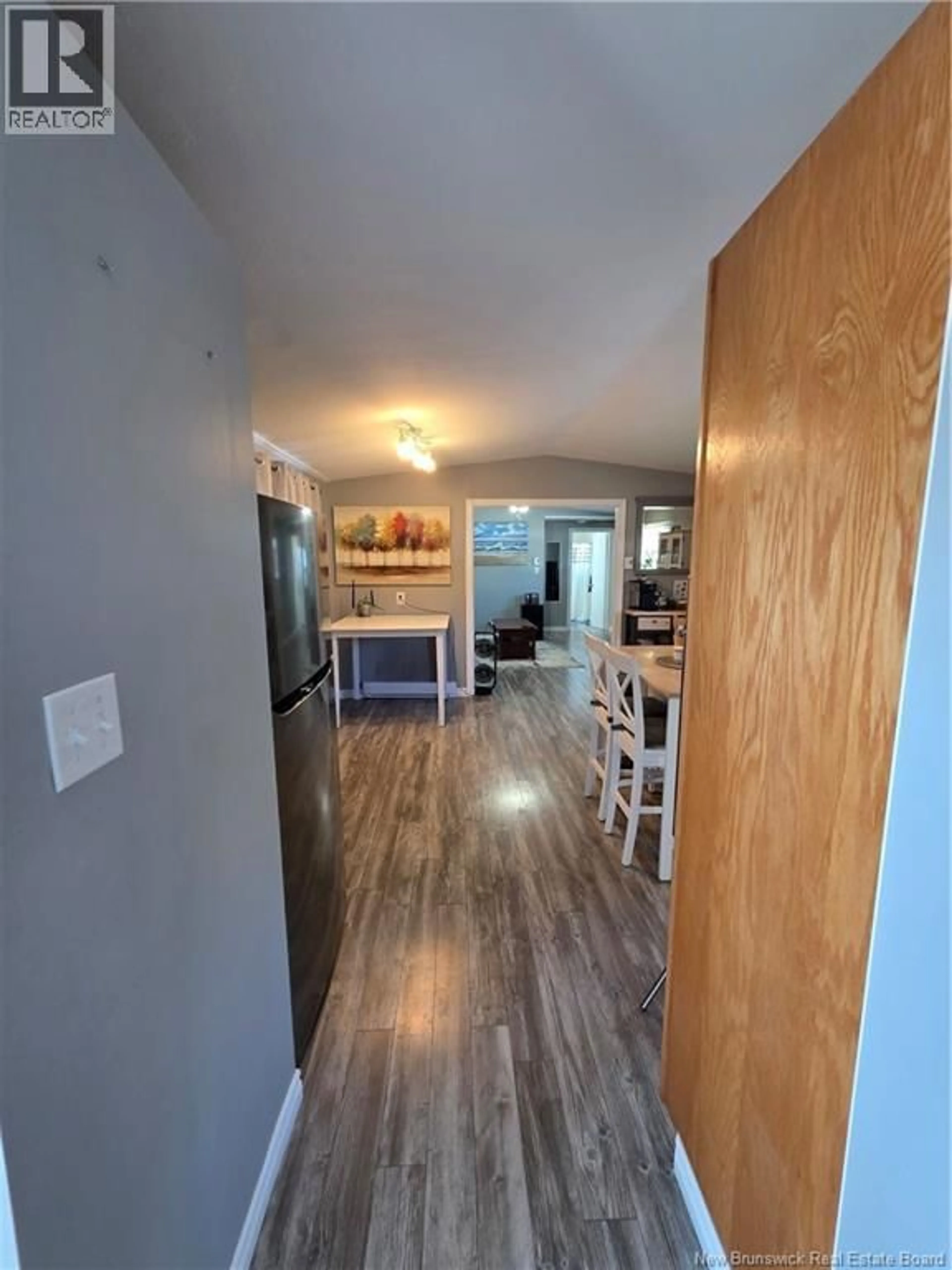 Indoor entryway for 2 LEAFWOOD CRESCENT, Fredericton New Brunswick E3B6N7