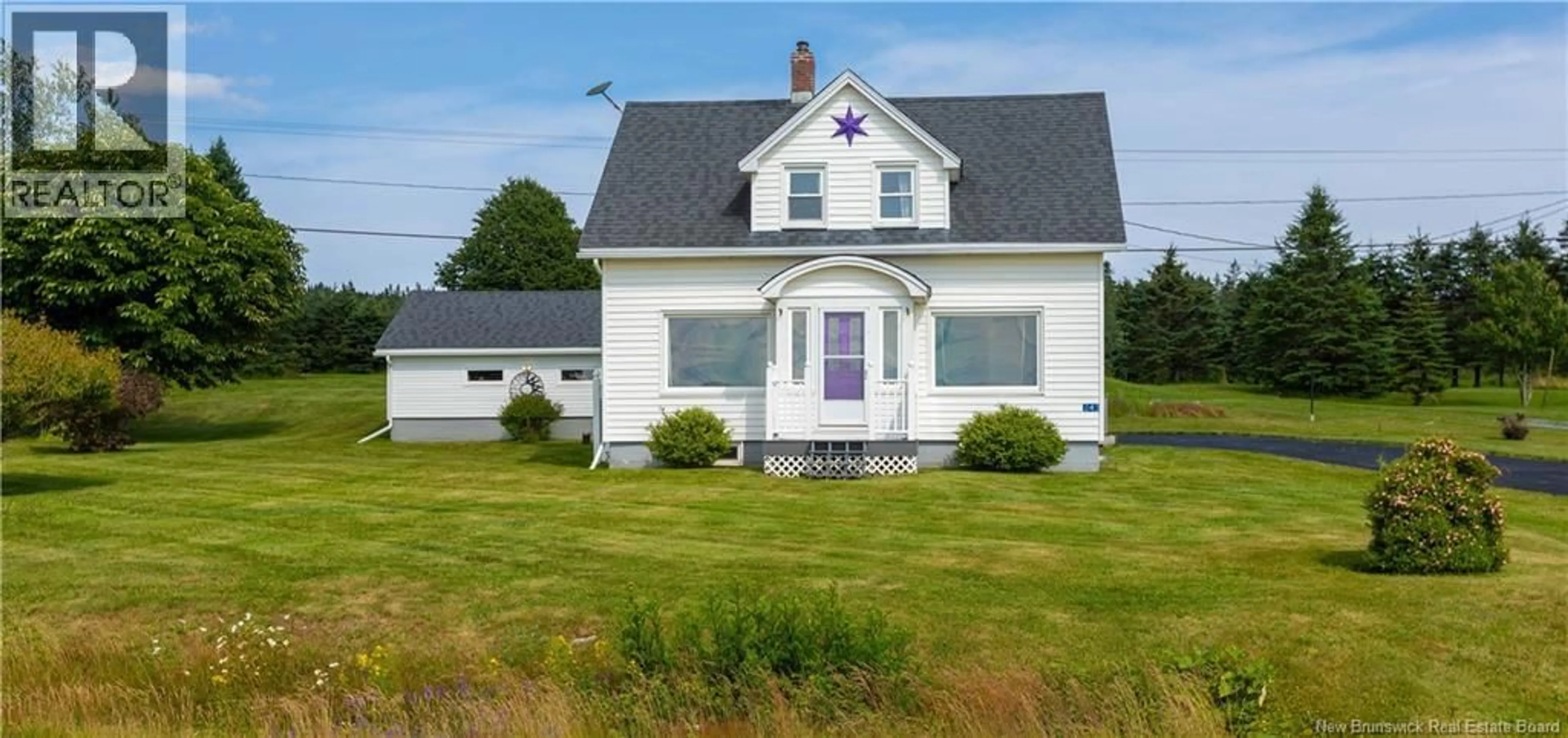 Home with vinyl exterior material, building for 243 MACES BAY ROAD, Maces Bay New Brunswick E5J1S8
