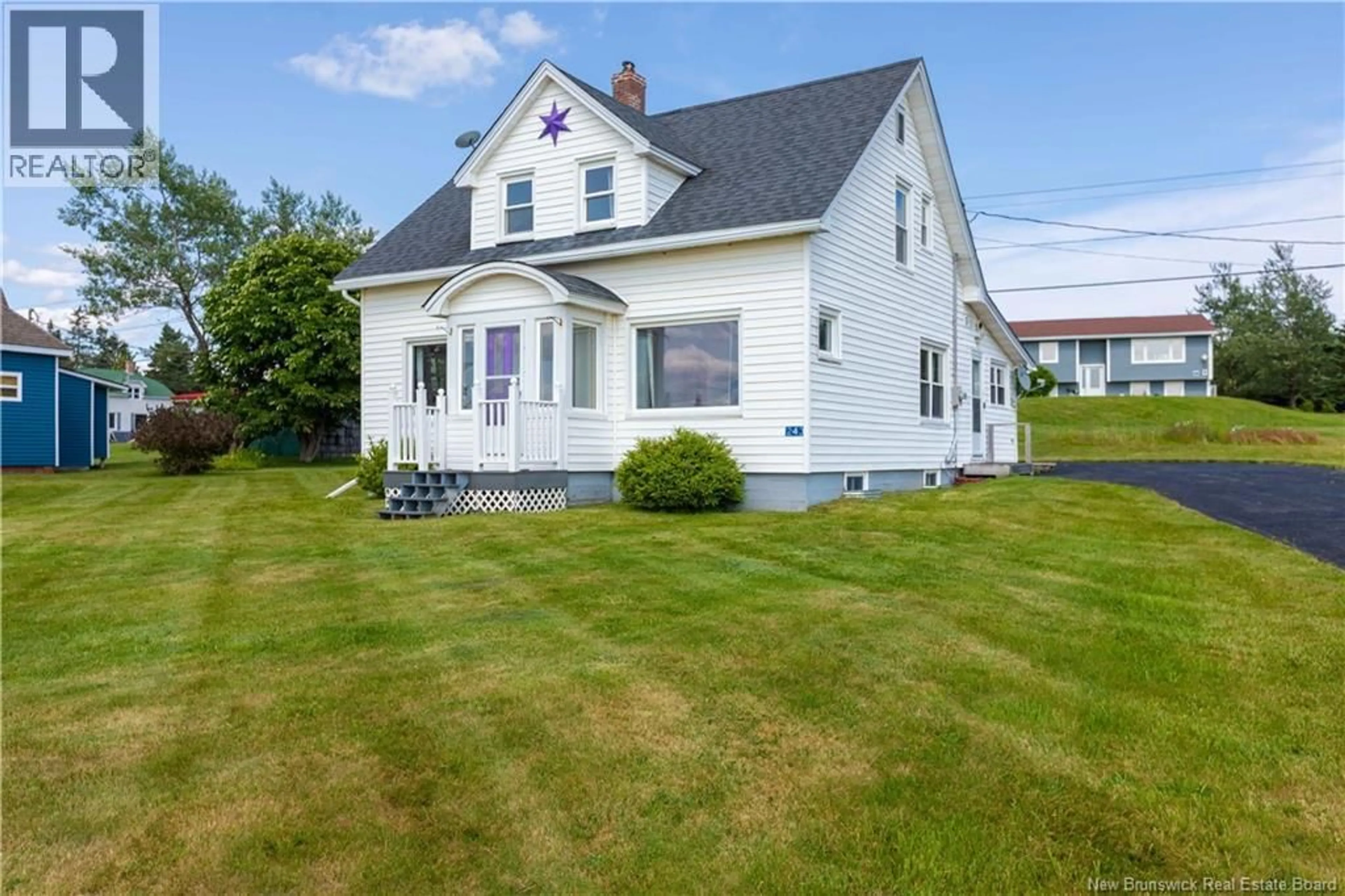 Home with vinyl exterior material, unknown for 243 MACES BAY ROAD, Maces Bay New Brunswick E5J1S8