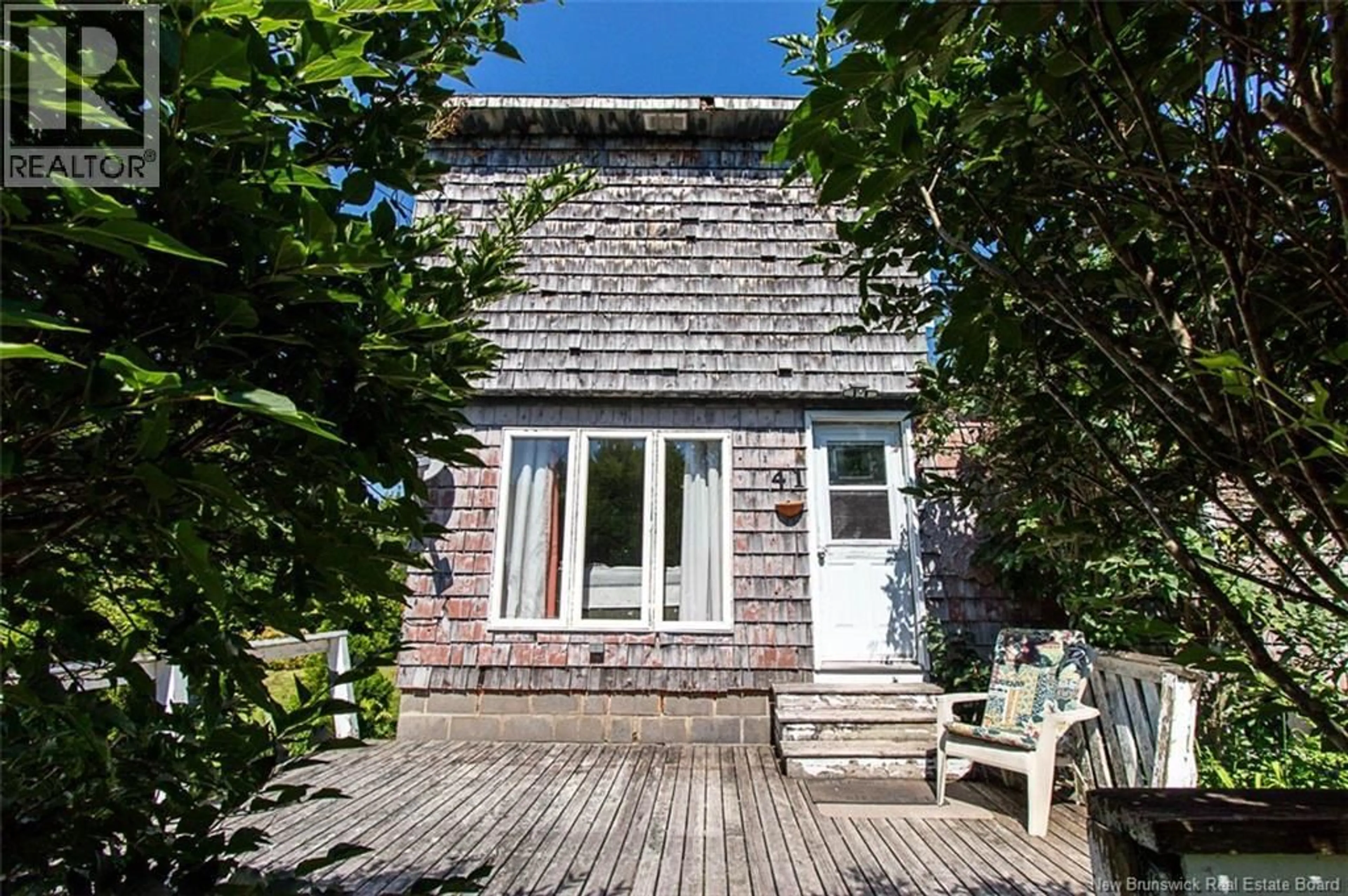 Patio, street for 41 DE LA ROCHELLE AVENUE, Grande-Digue New Brunswick E4R4C8