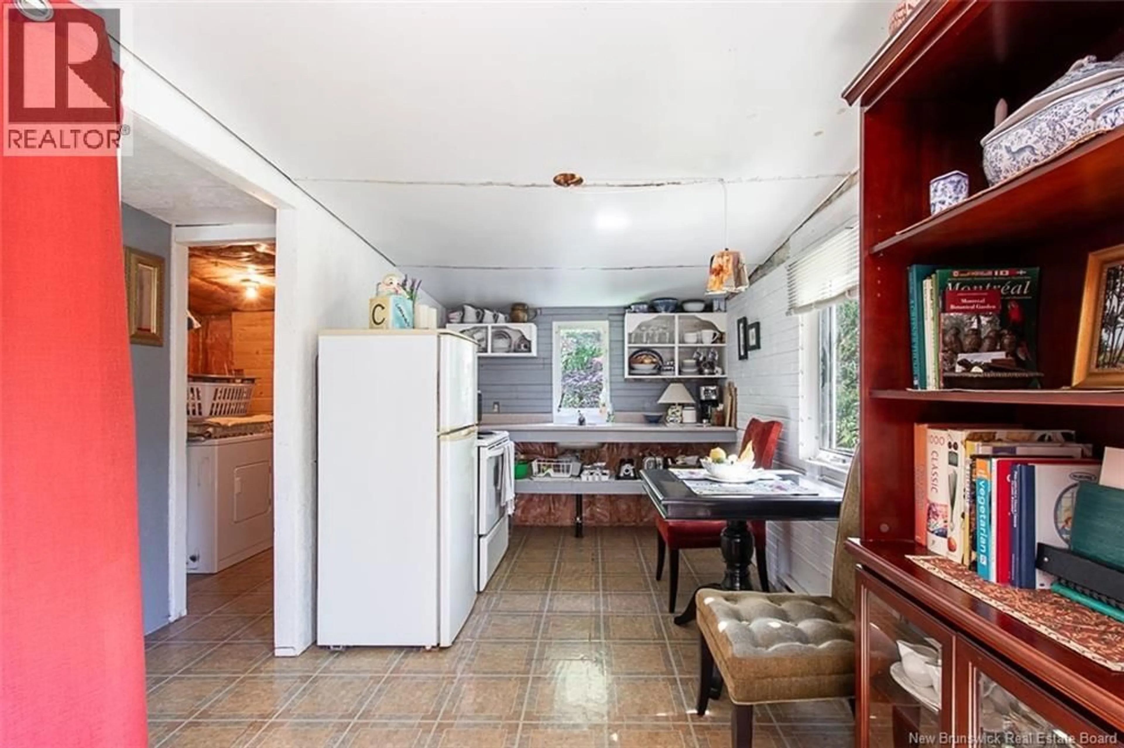 Standard kitchen, ceramic/tile floor for 41 DE LA ROCHELLE AVENUE, Grande-Digue New Brunswick E4R4C8