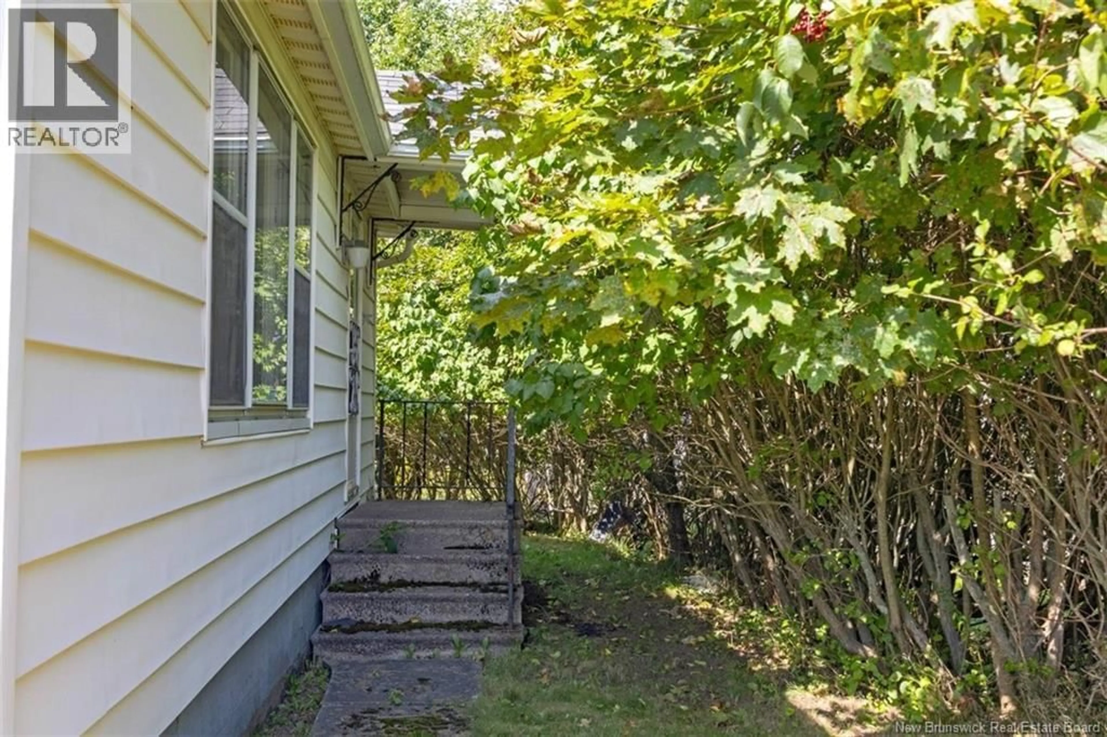 Patio, street for 103 VISART STREET, Saint John New Brunswick E2K1N7
