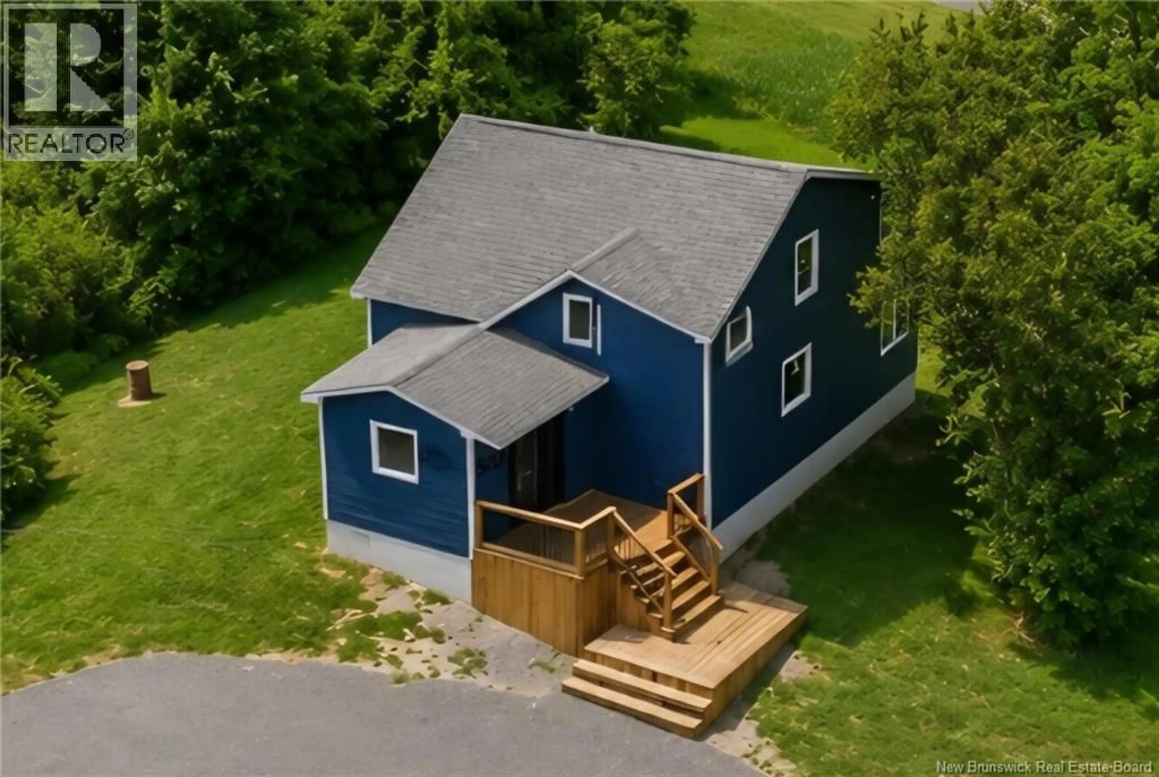 A pic from outside/outdoor area/front of a property/back of a property/a pic from drone, building for 307 BANNISTER ROAD, Salisbury New Brunswick E4J1A5