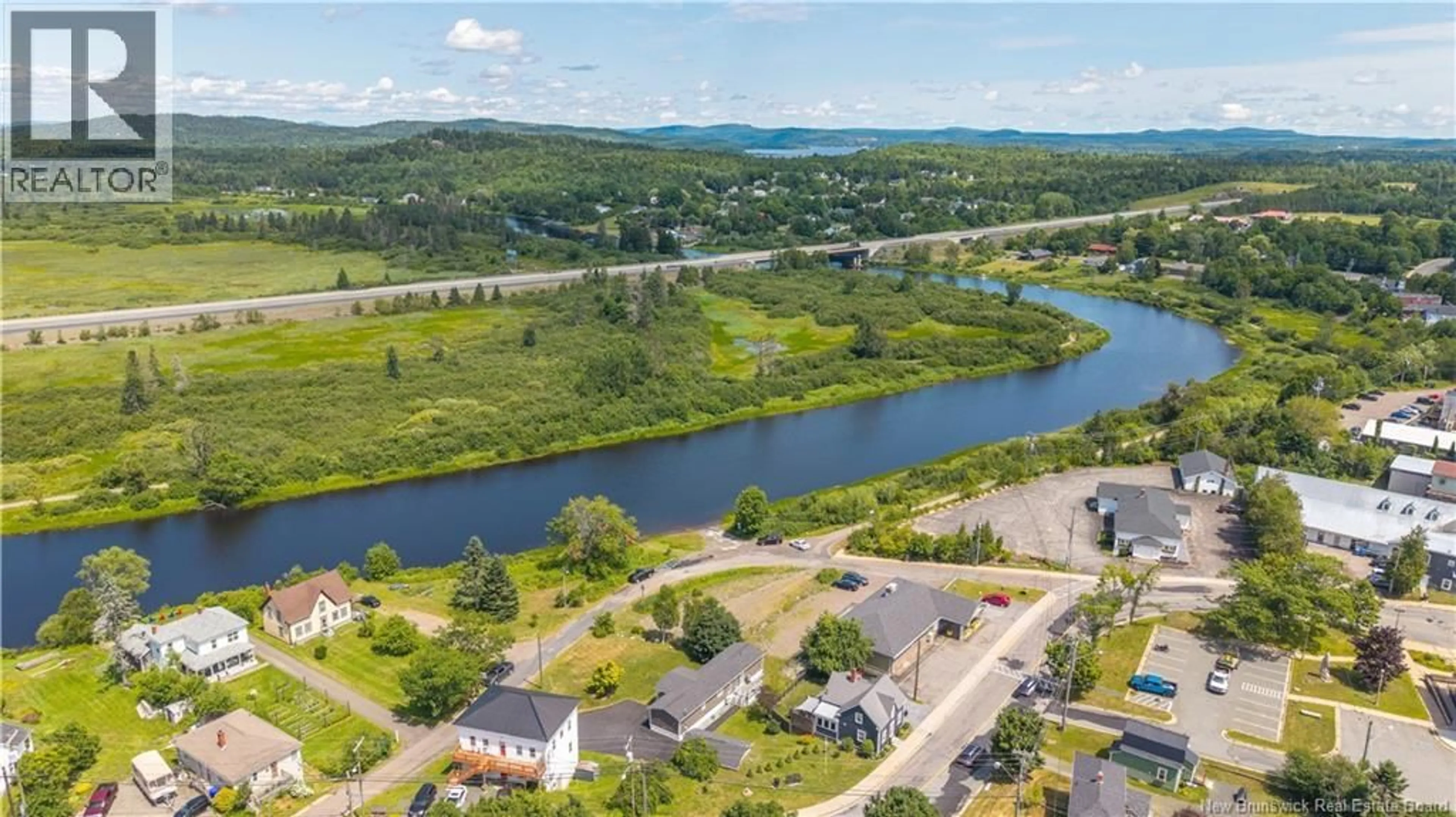 A pic from outside/outdoor area/front of a property/back of a property/a pic from drone, water/lake/river/ocean view for 4 NORTH STREET, St George New Brunswick E5C3K7