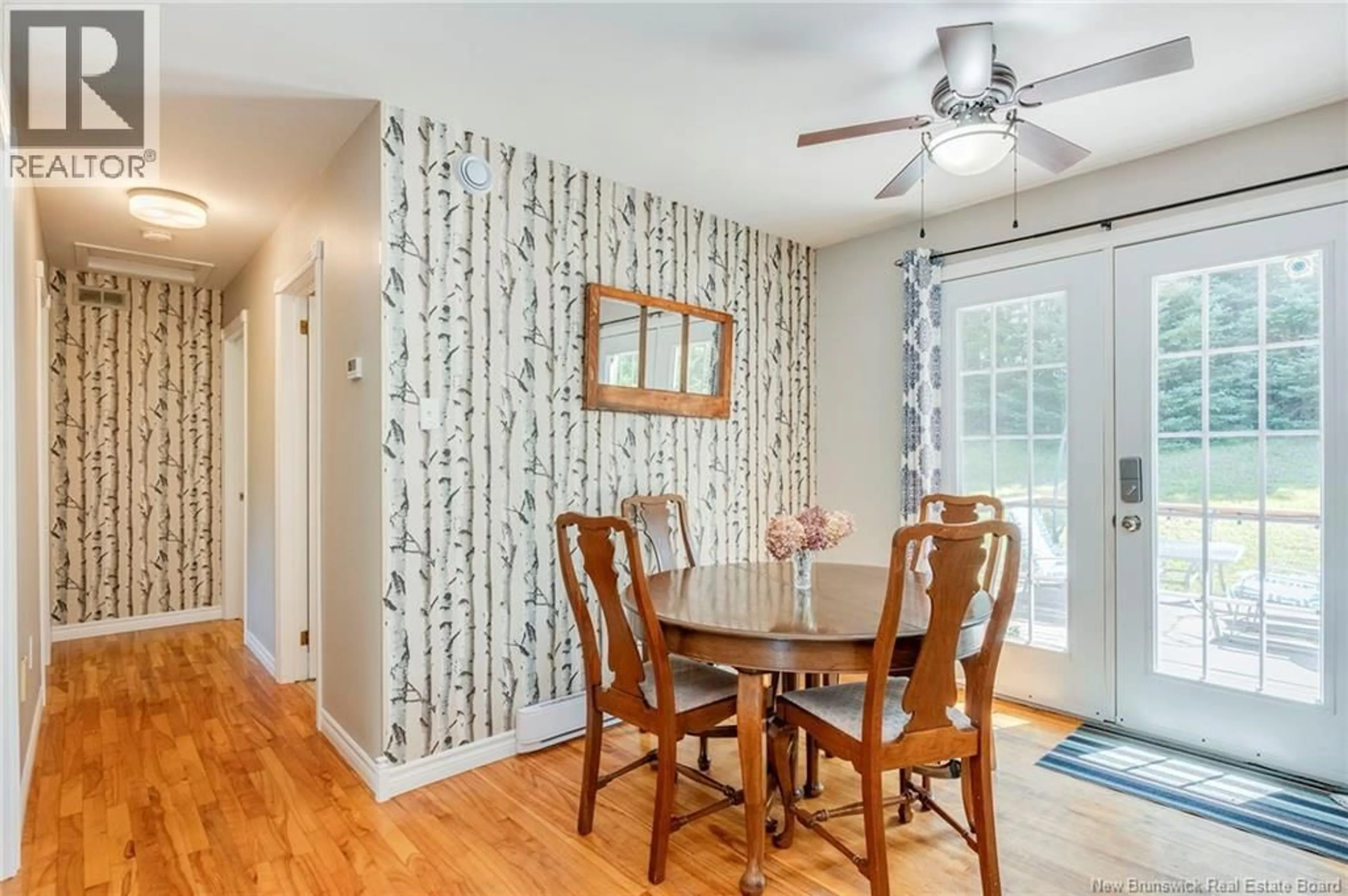 Dining room, wood/laminate floor for 28 LOYALIST DRIVE, Hampton New Brunswick E5N5V6