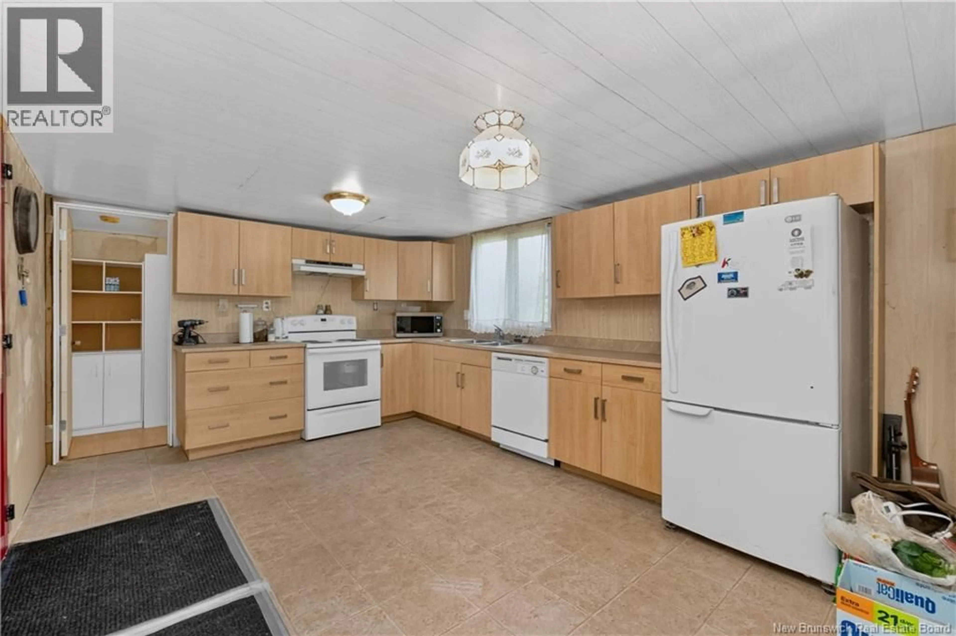 Standard kitchen, unknown for 460 MIDDLESEX, Colpitts Settlement New Brunswick E4J1H6