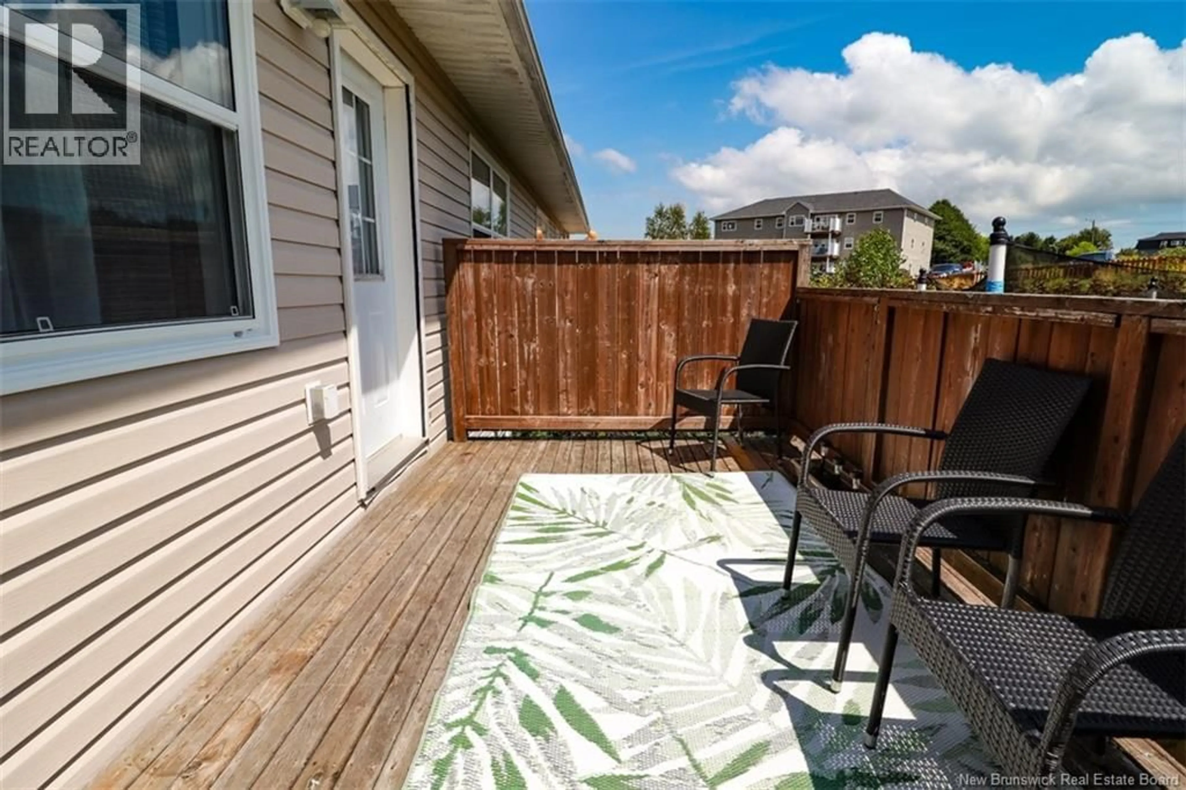 Patio, street for 725 WESTMORLAND ROAD, Saint John New Brunswick E2J2H3