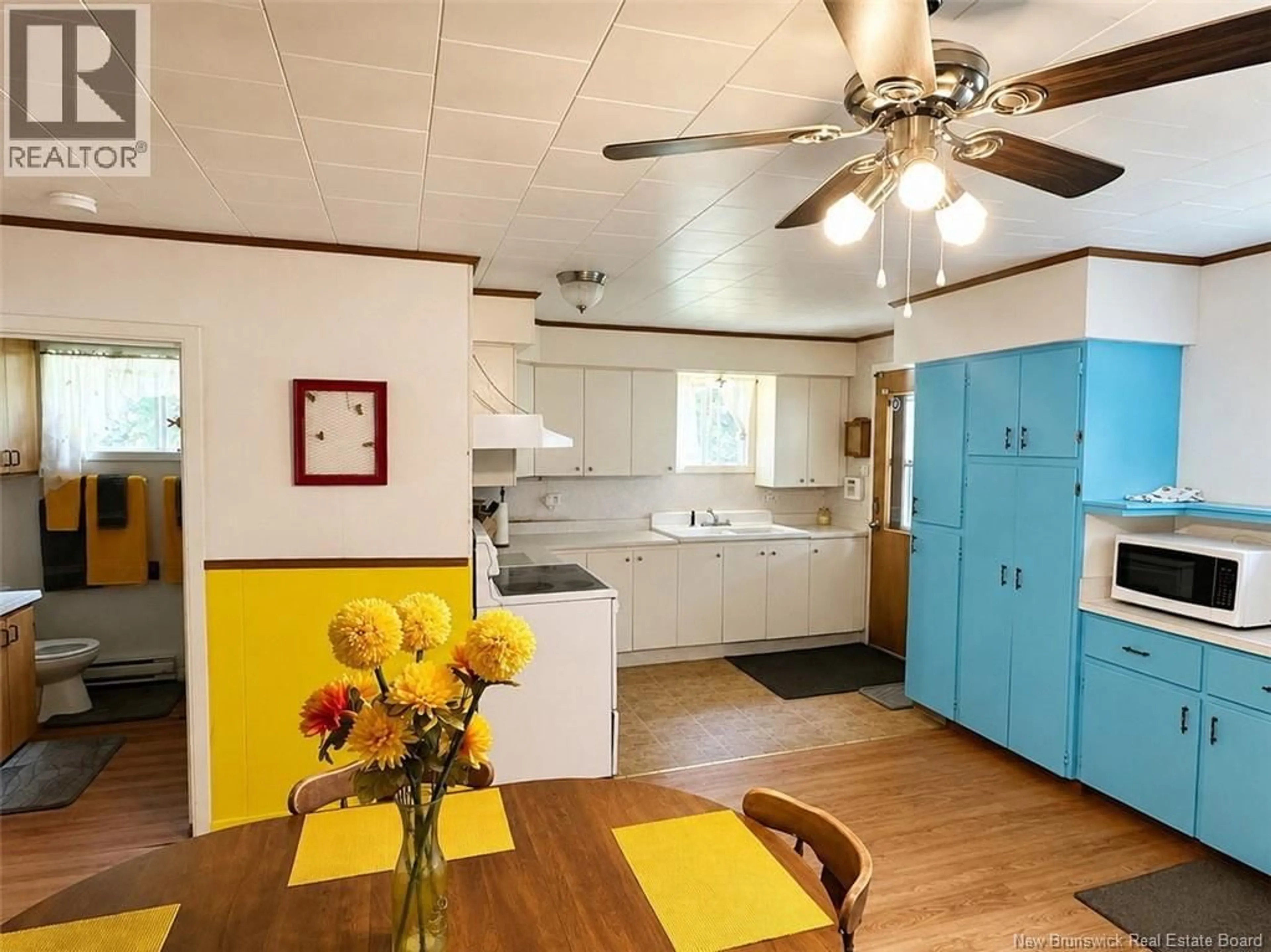 Open concept kitchen, unknown for 992 ROUTE 205, Saint-François-de-Madawaska New Brunswick E7A1H1