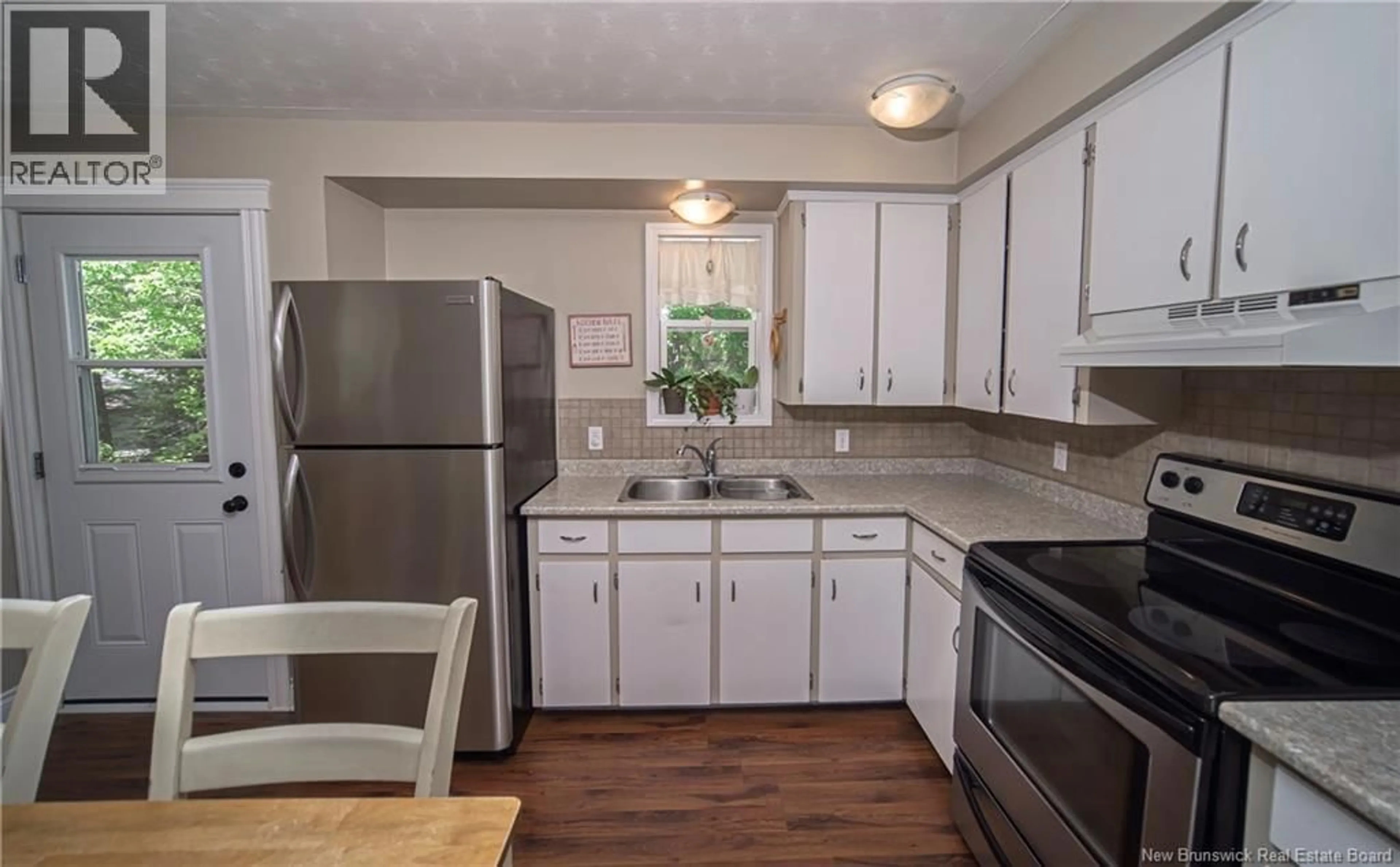 Standard kitchen, unknown for 51 CARR STREET, Geary New Brunswick E2V4C1