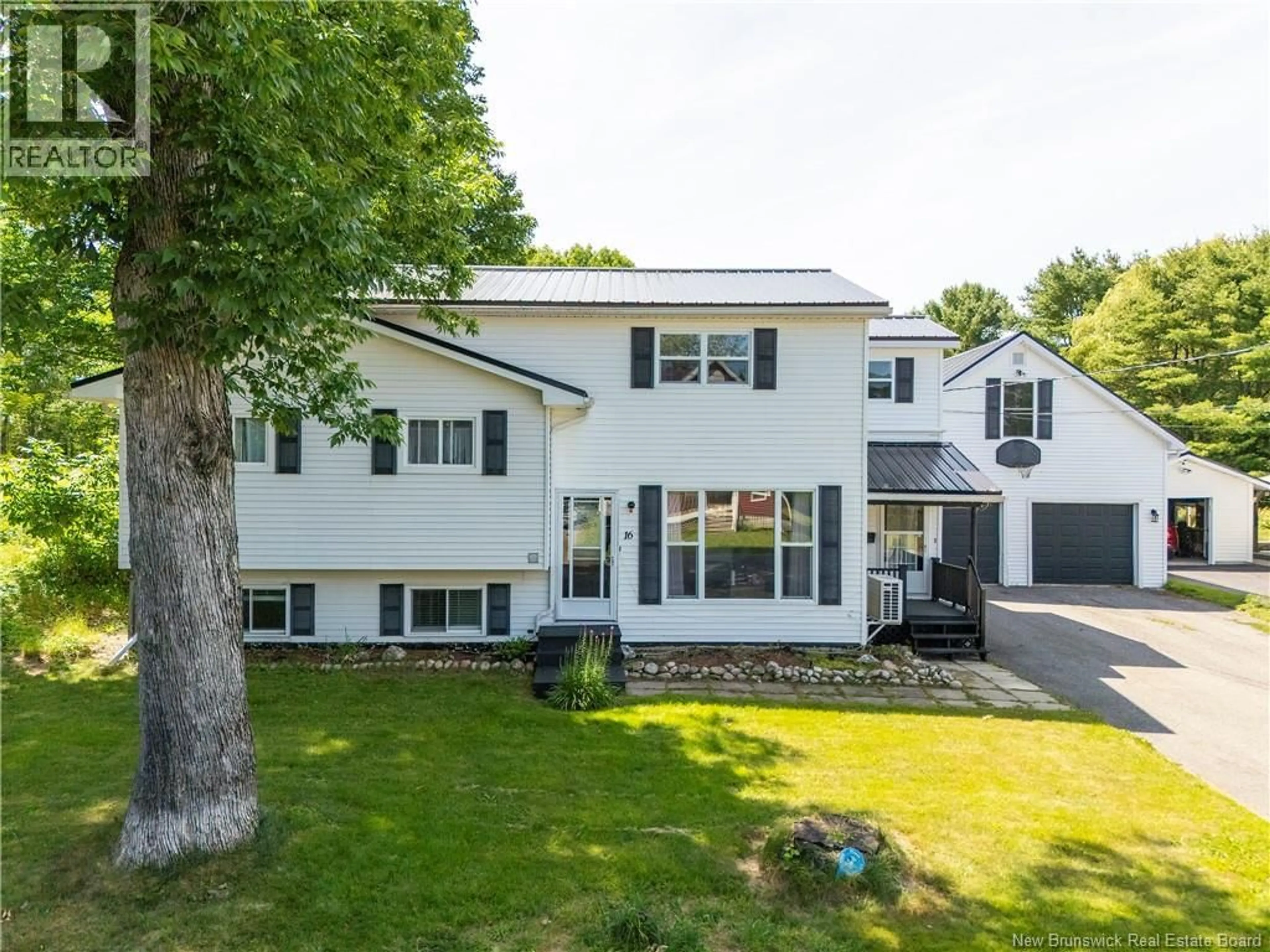 Unknown for 16 ELM STREET, St. Stephen New Brunswick E3L2S3