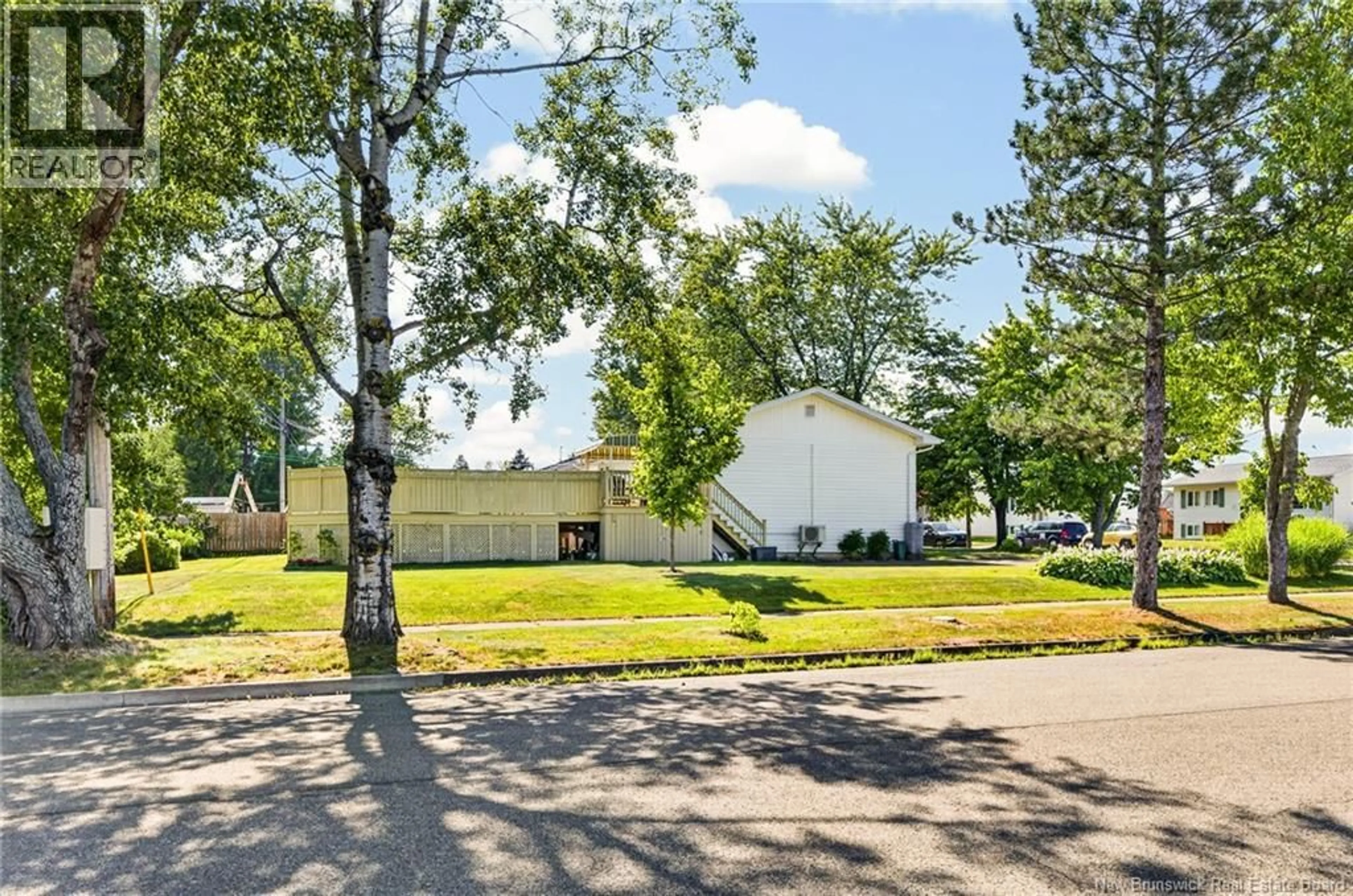 A pic from outside/outdoor area/front of a property/back of a property/a pic from drone, street for 91 MECCA DRIVE, Moncton New Brunswick E1G1B8