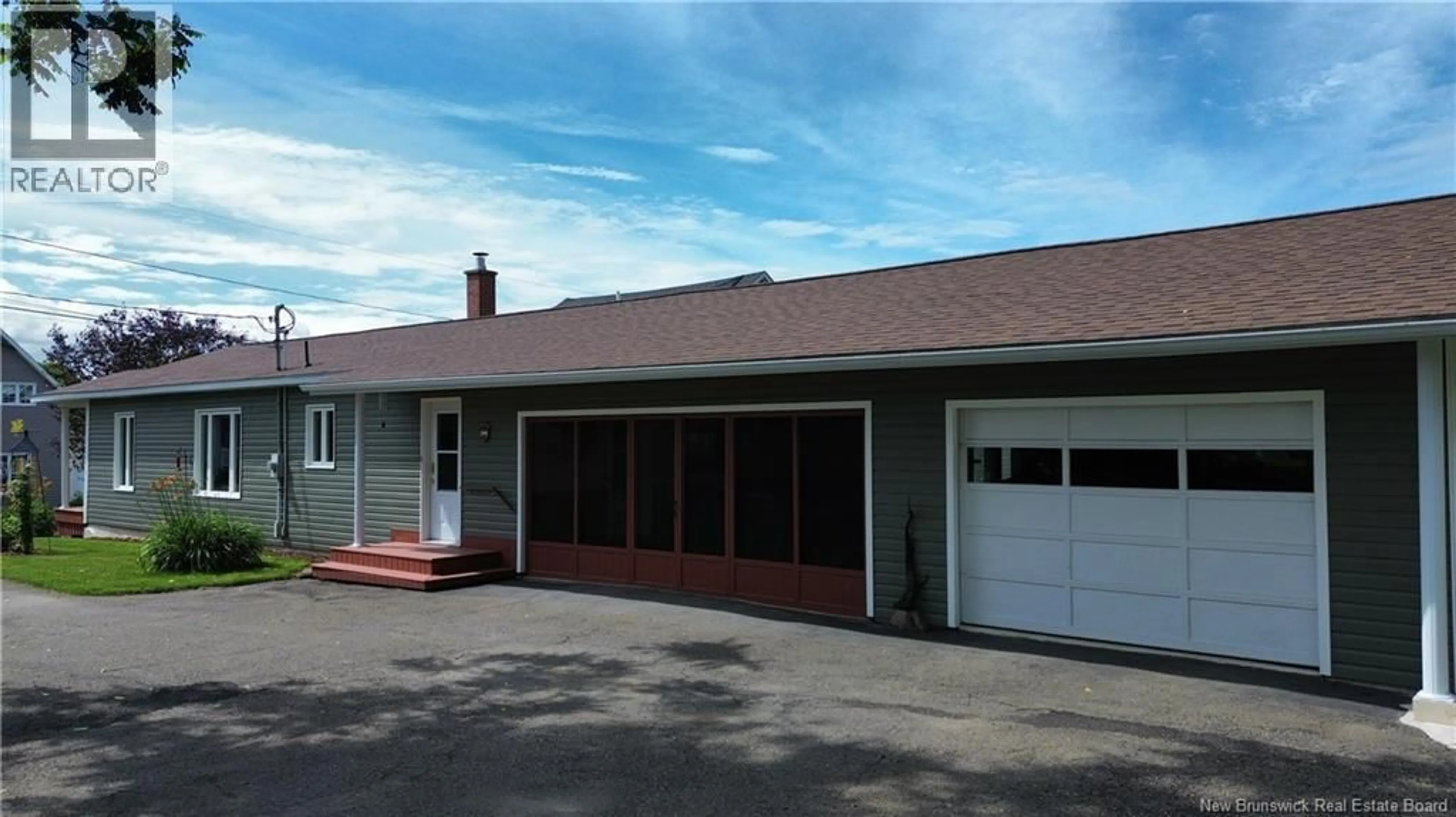 Indoor garage for 246 BASIN STREET, Grand Falls New Brunswick E3Z2J3