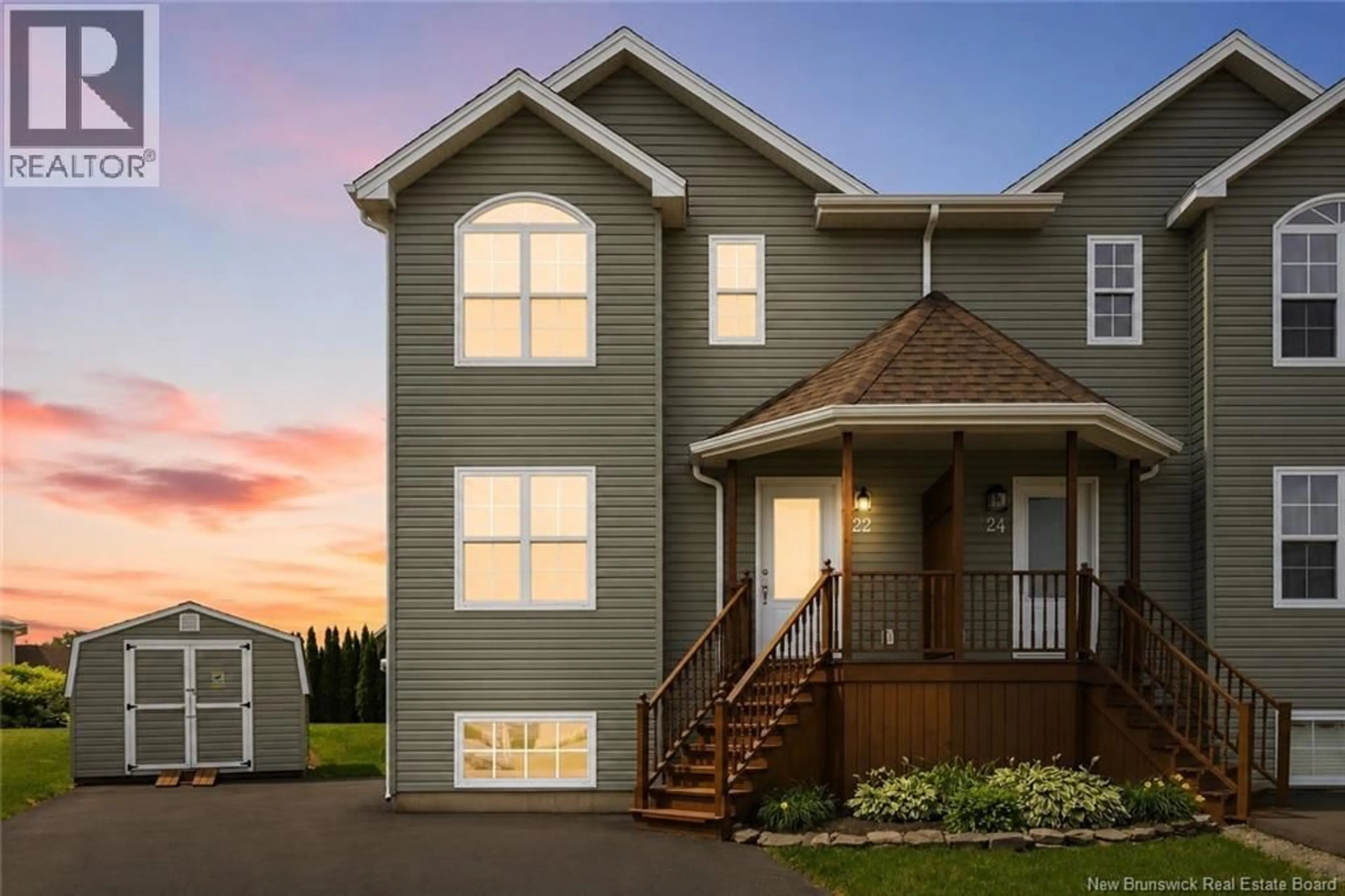 Home with vinyl exterior material, unknown for 22 CARLSON STREET, Moncton New Brunswick E1G5N5