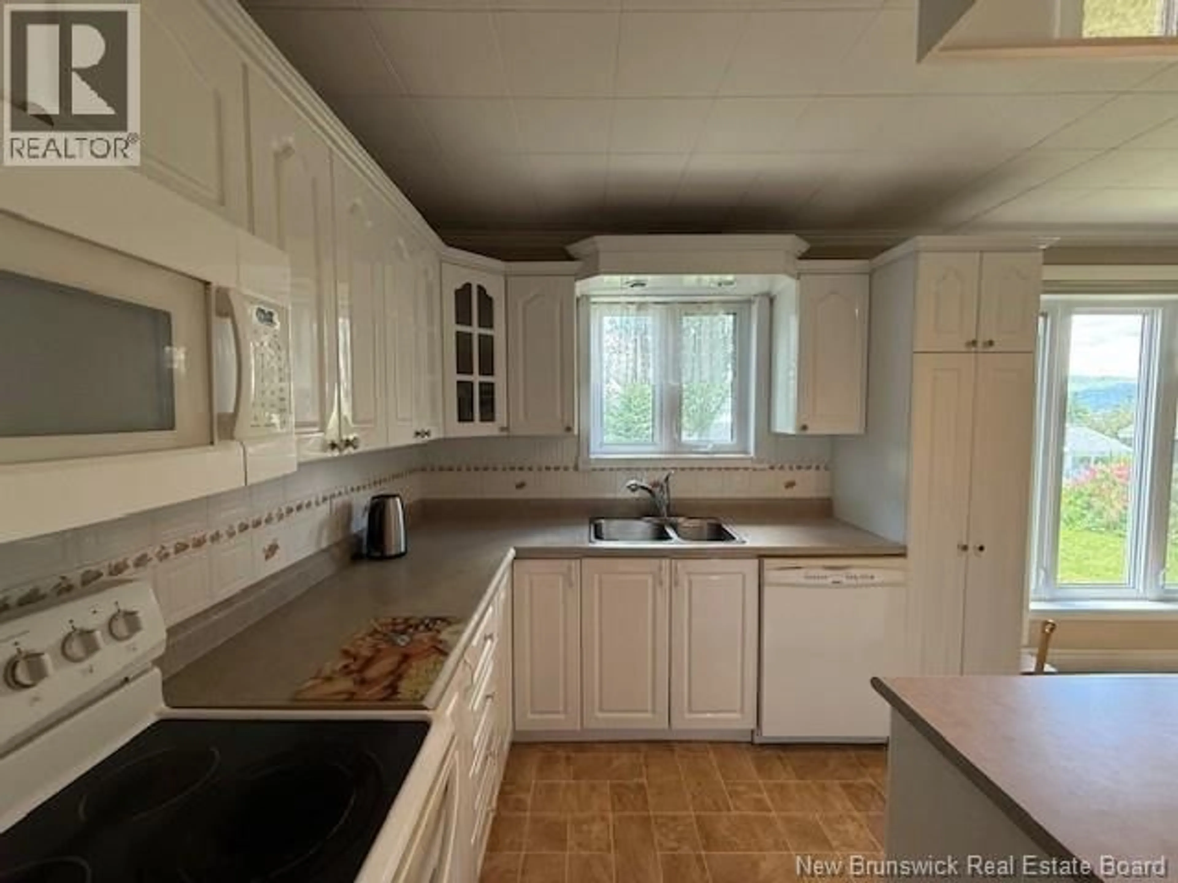 Standard kitchen, unknown for 56 FAIRVIEW STREET, Atholville New Brunswick E3N4L3