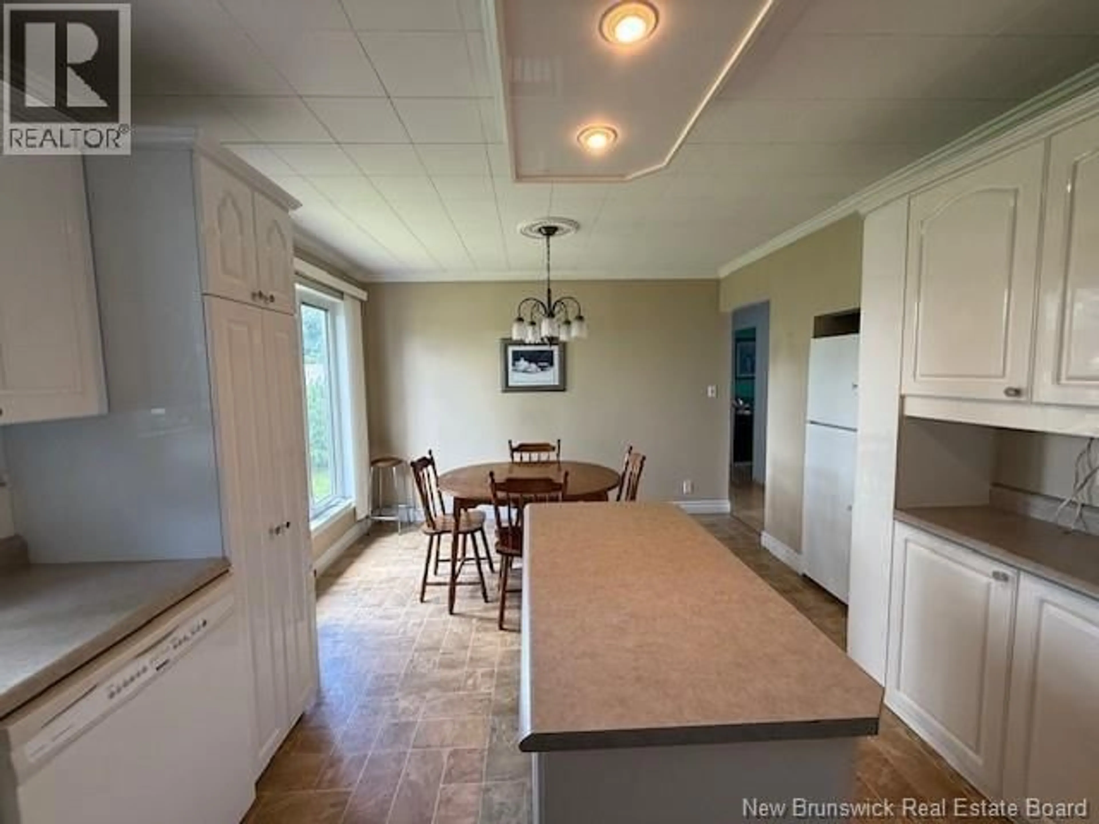 Open concept kitchen, unknown for 56 FAIRVIEW STREET, Atholville New Brunswick E3N4L3