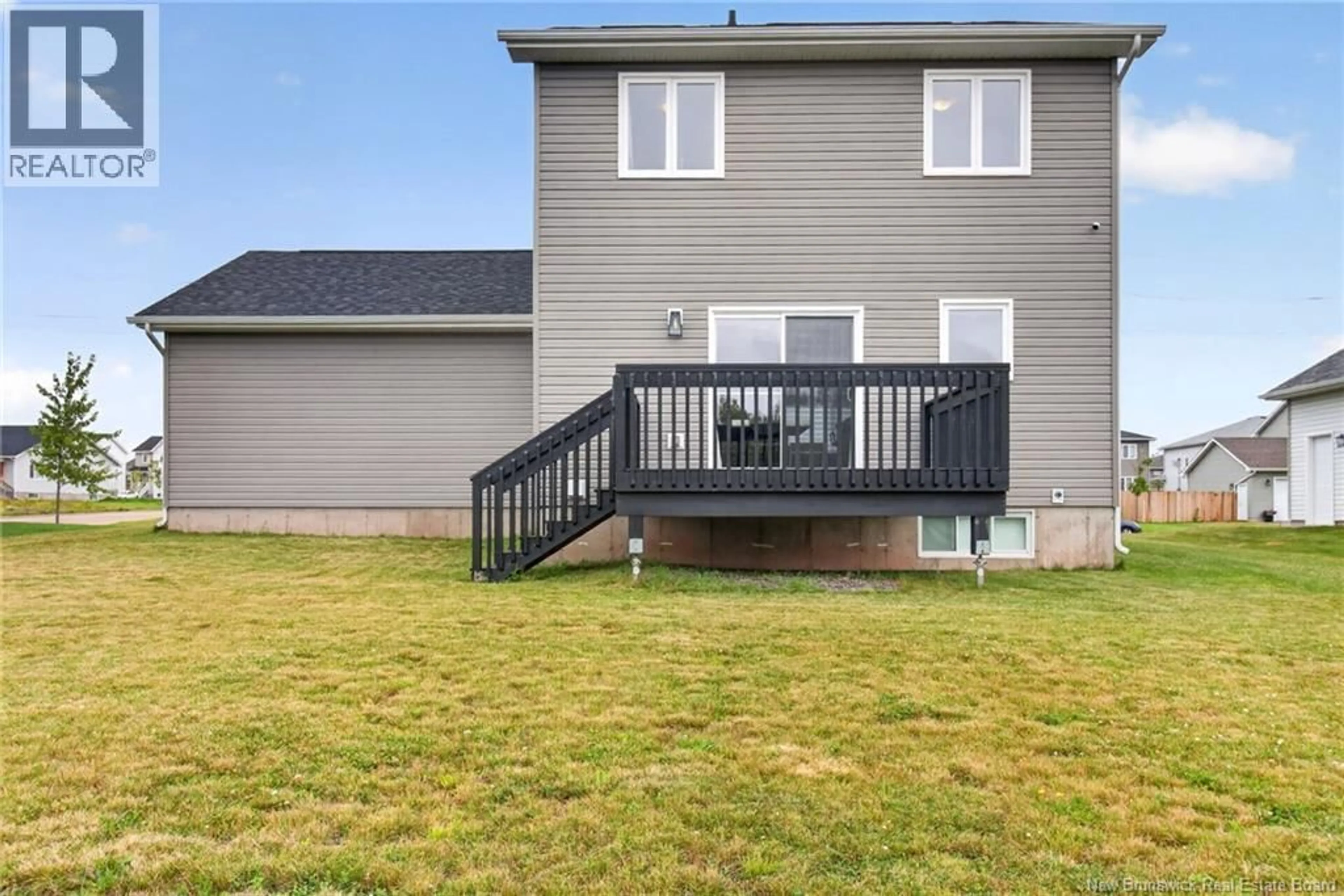 Patio, unknown for 32 LUXOR DRIVE, Riverview New Brunswick E1B0V8