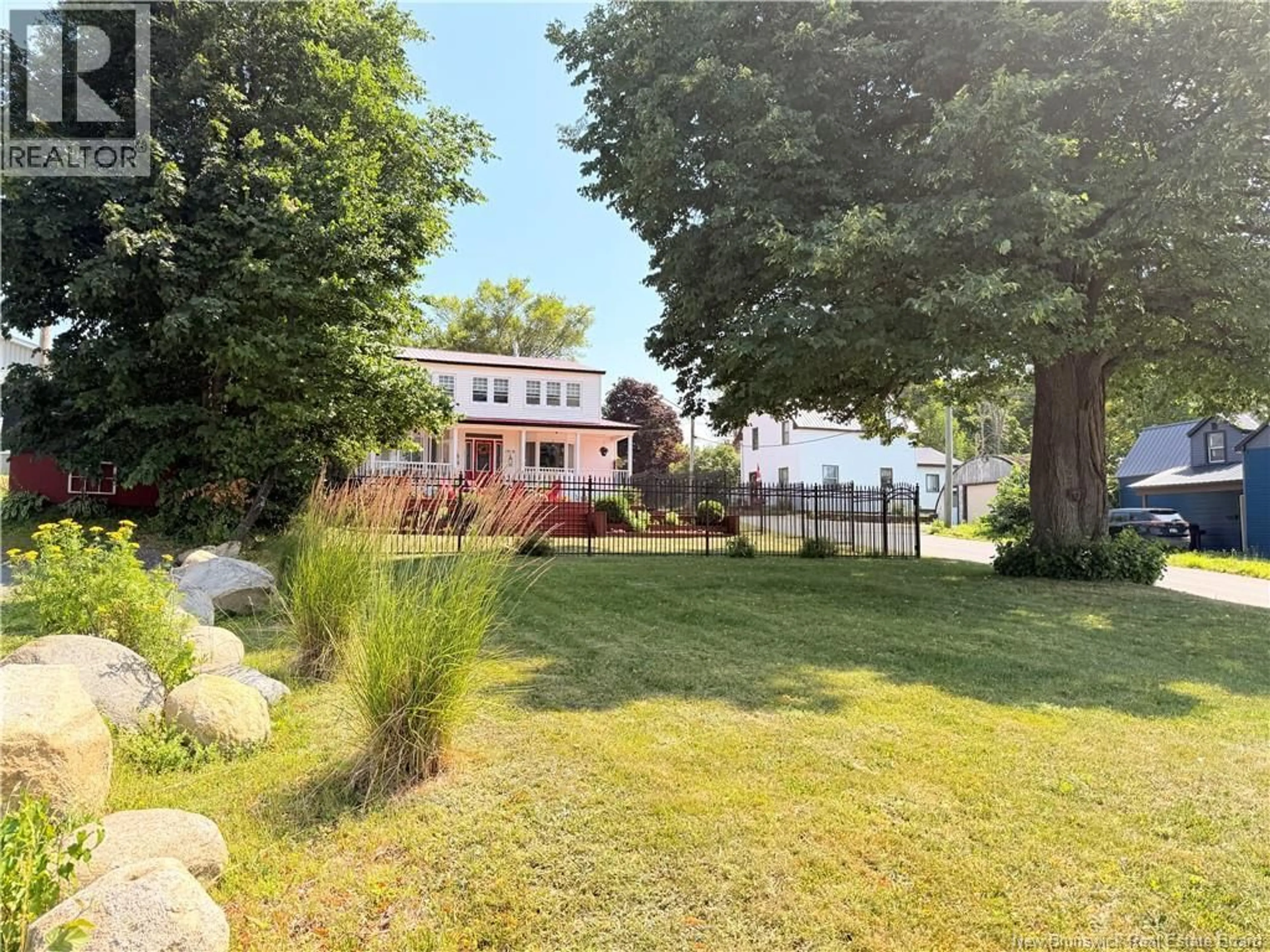 A pic from outside/outdoor area/front of a property/back of a property/a pic from drone, water/lake/river/ocean view for 1512 WATER STREET, Miramichi New Brunswick E1N1A6