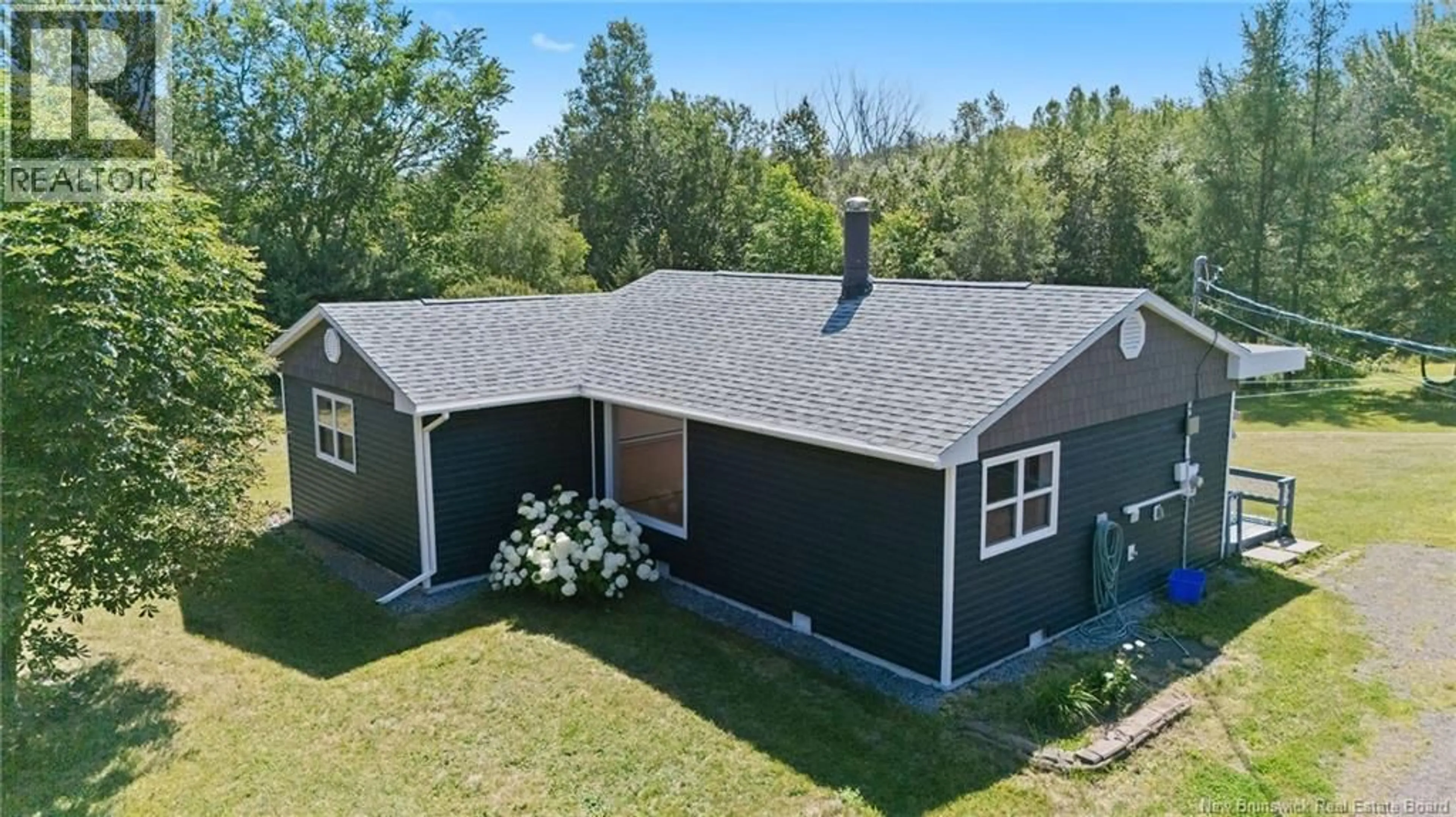 A pic from outside/outdoor area/front of a property/back of a property/a pic from drone, building for 1837 COCAGNE SUD, Notre-Dame New Brunswick E4V1X3