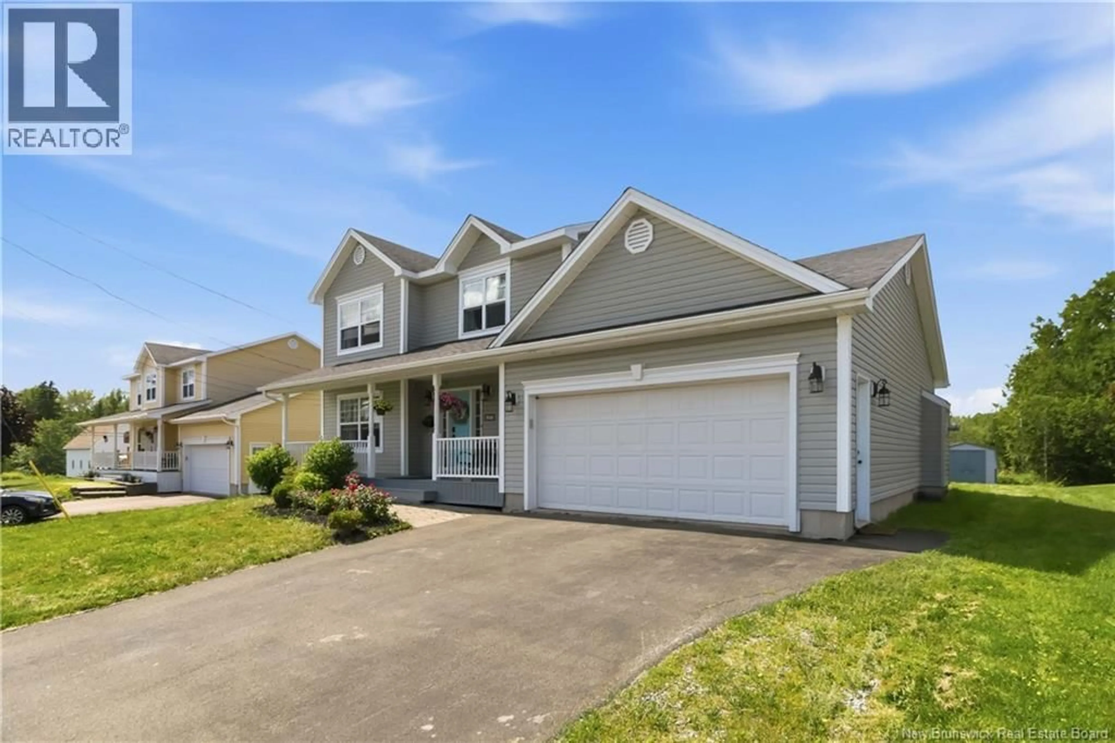 Home with vinyl exterior material, street for 598 EVERGREEN DRIVE, Moncton New Brunswick E1G0K9