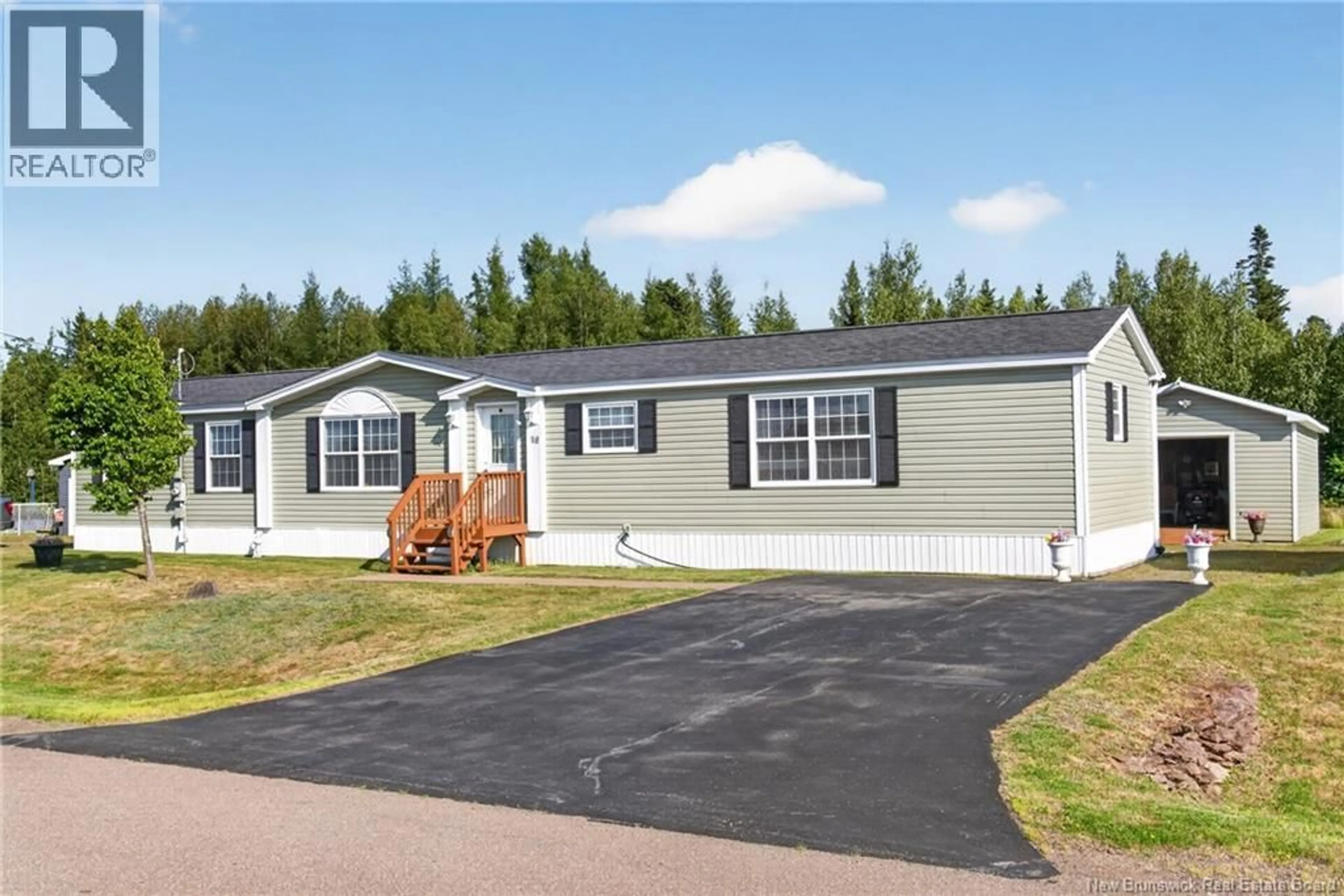 Home with vinyl exterior material, street for 98 HAYWARD, Riverview New Brunswick E1B5R4