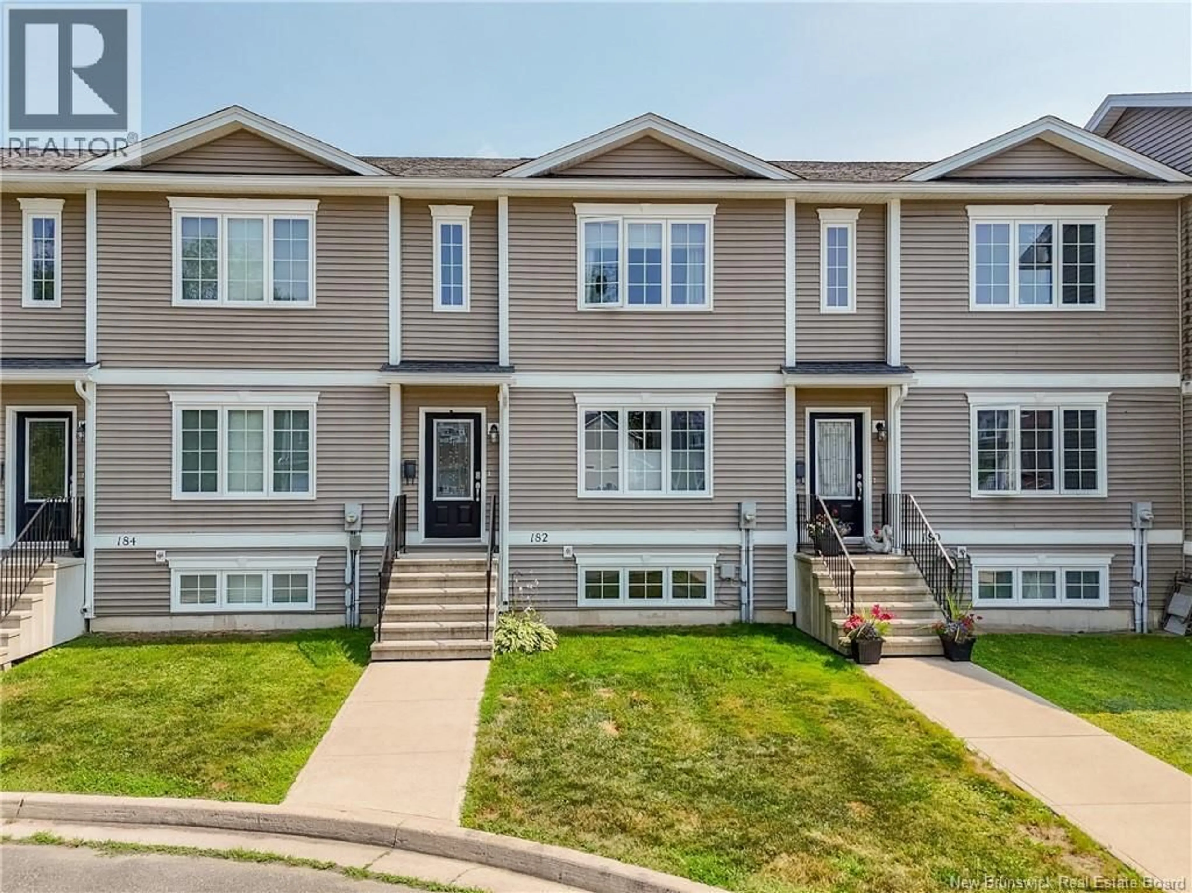 Home with vinyl exterior material, street for 182 JAMES STREET, Fredericton New Brunswick E3G0N8