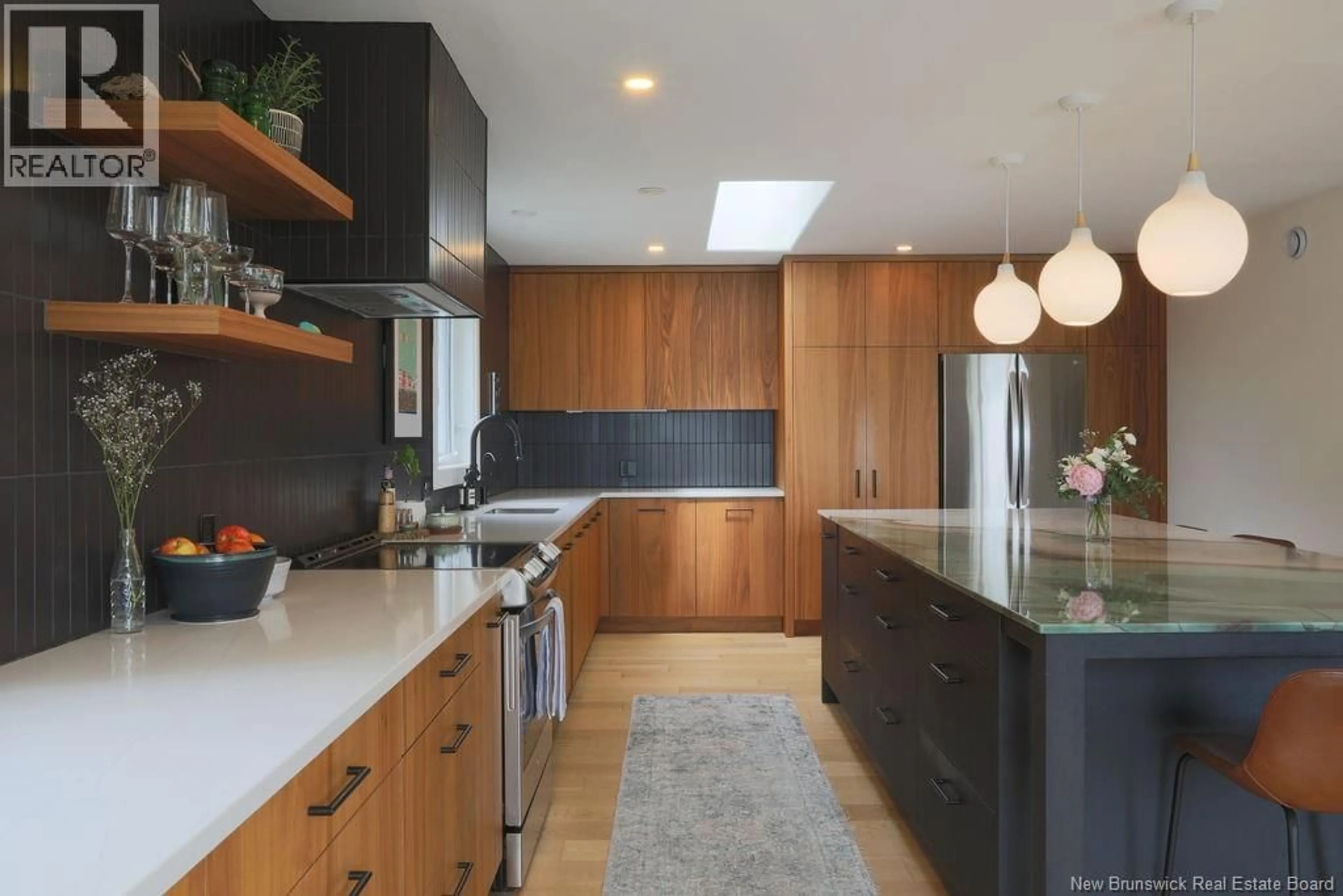 Contemporary kitchen, unknown for 27 SHIPYARD ROAD, Rothesay New Brunswick E2E1X1