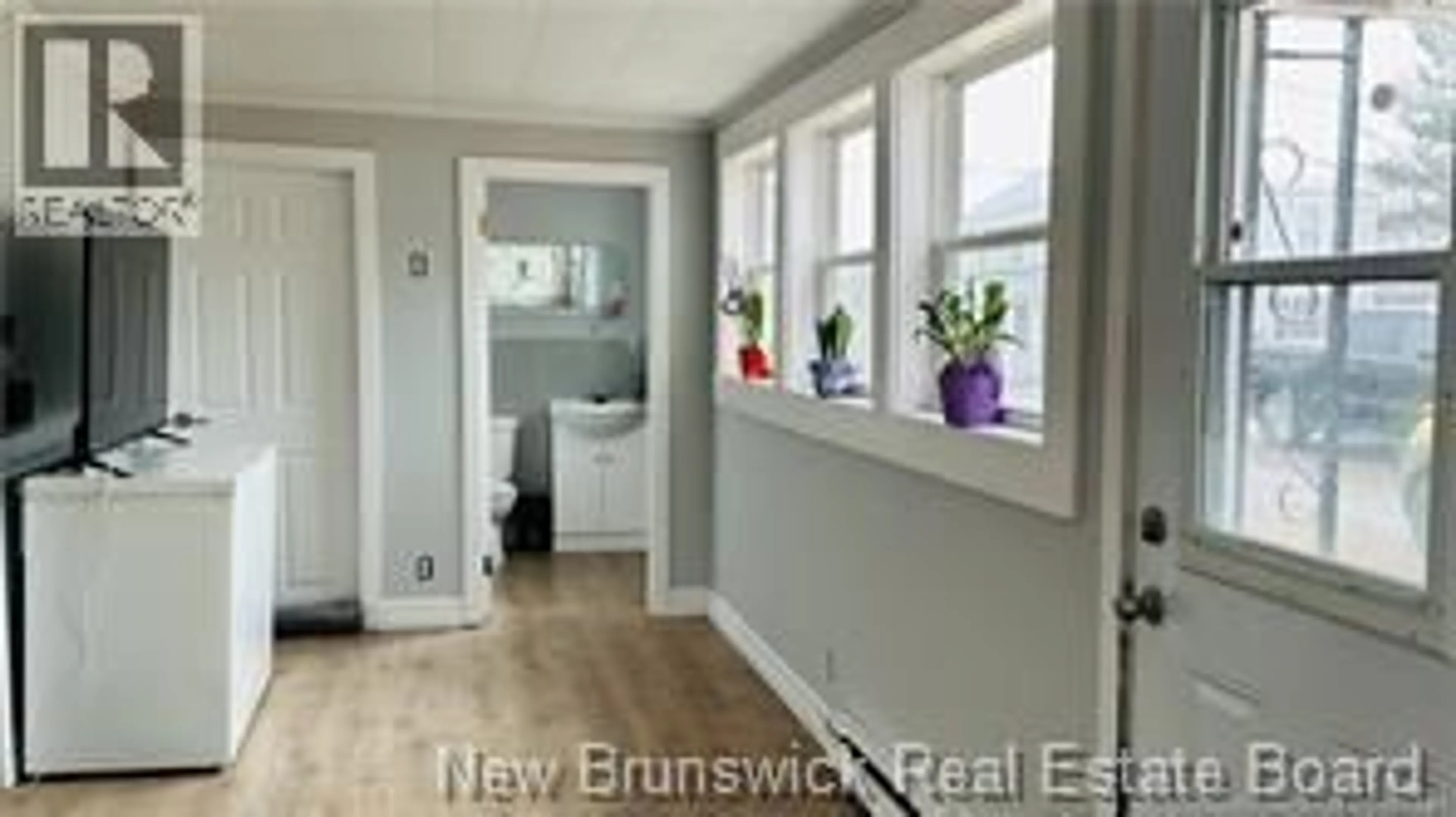 Indoor entryway for 148 UNION STREET, Woodstock New Brunswick E7M2C1