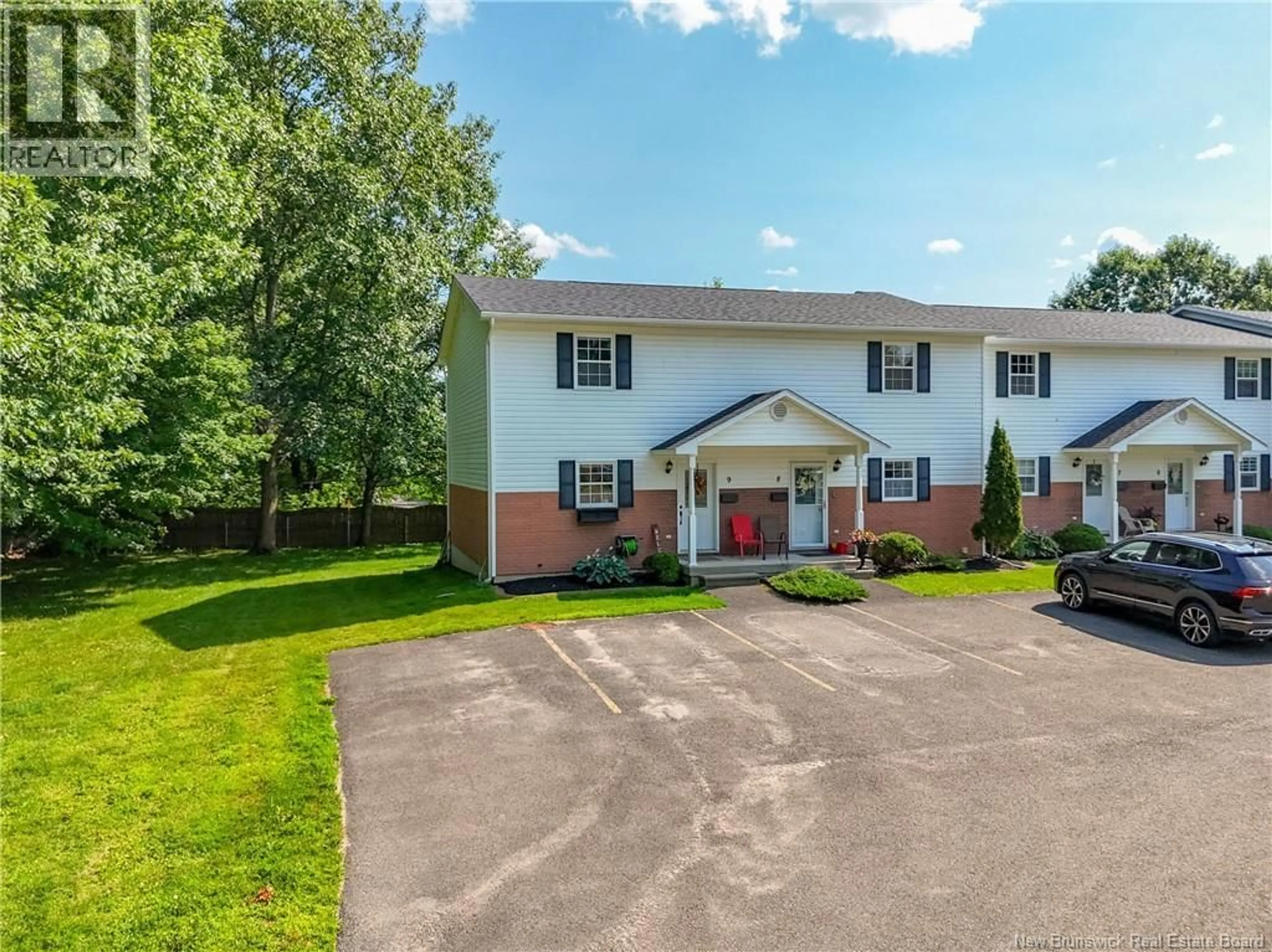 A pic from outside/outdoor area/front of a property/back of a property/a pic from drone, unknown for 9 - 175 RIVERSIDE DRIVE DRIVE, Fredericton New Brunswick E3A6R1