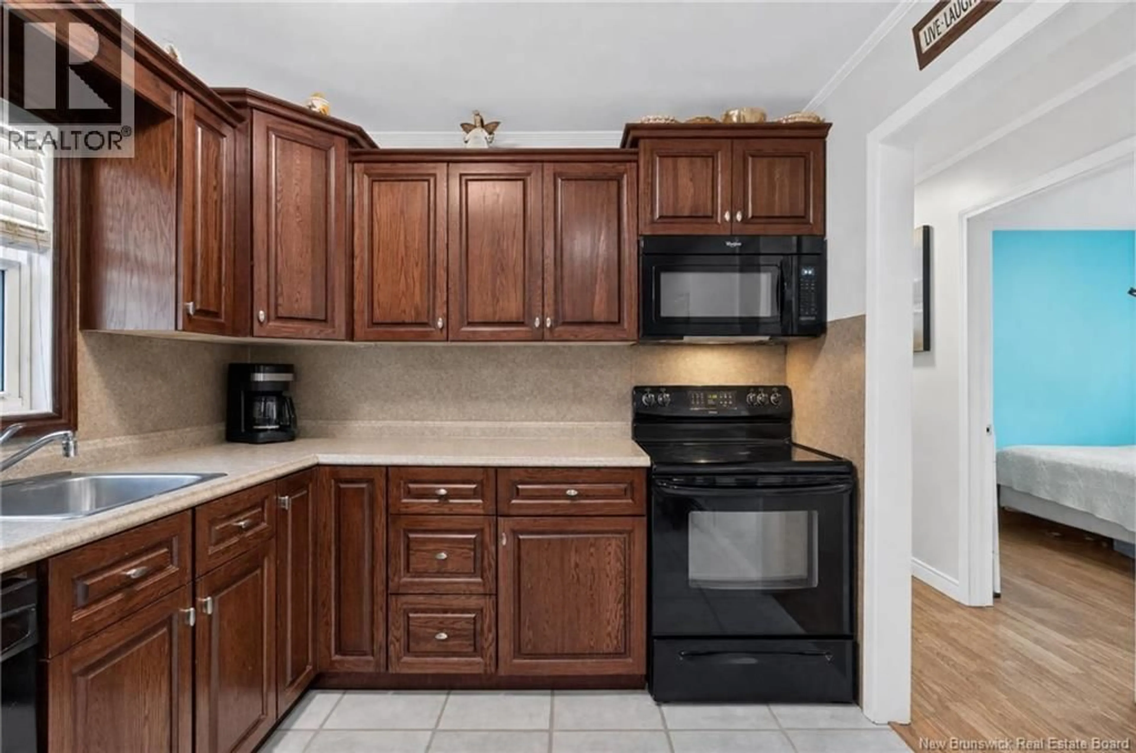 Standard kitchen, ceramic/tile floor for 101 SECOND AVENUE, Moncton New Brunswick E1C7Y1