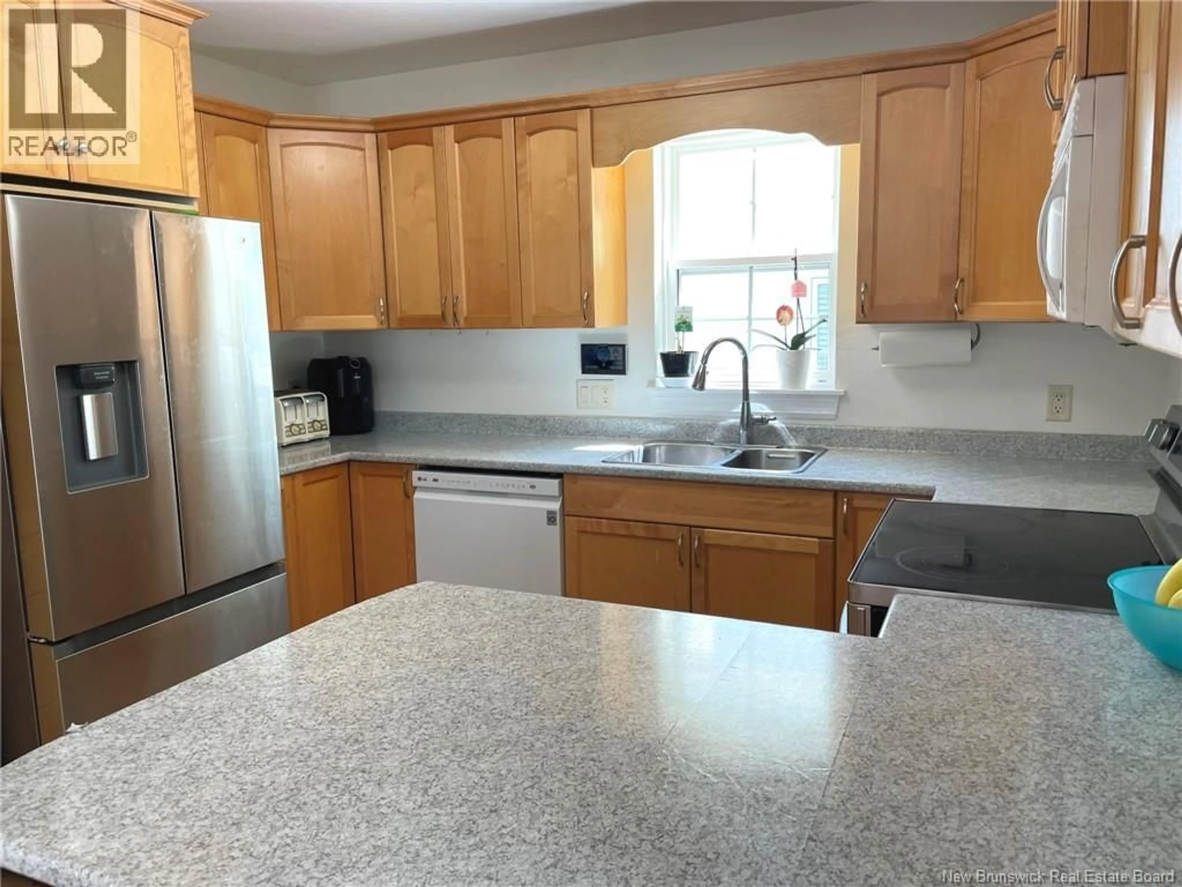 Standard kitchen, ceramic/tile floor for 11 WILSON ROAD, Riverview New Brunswick E1B2V9