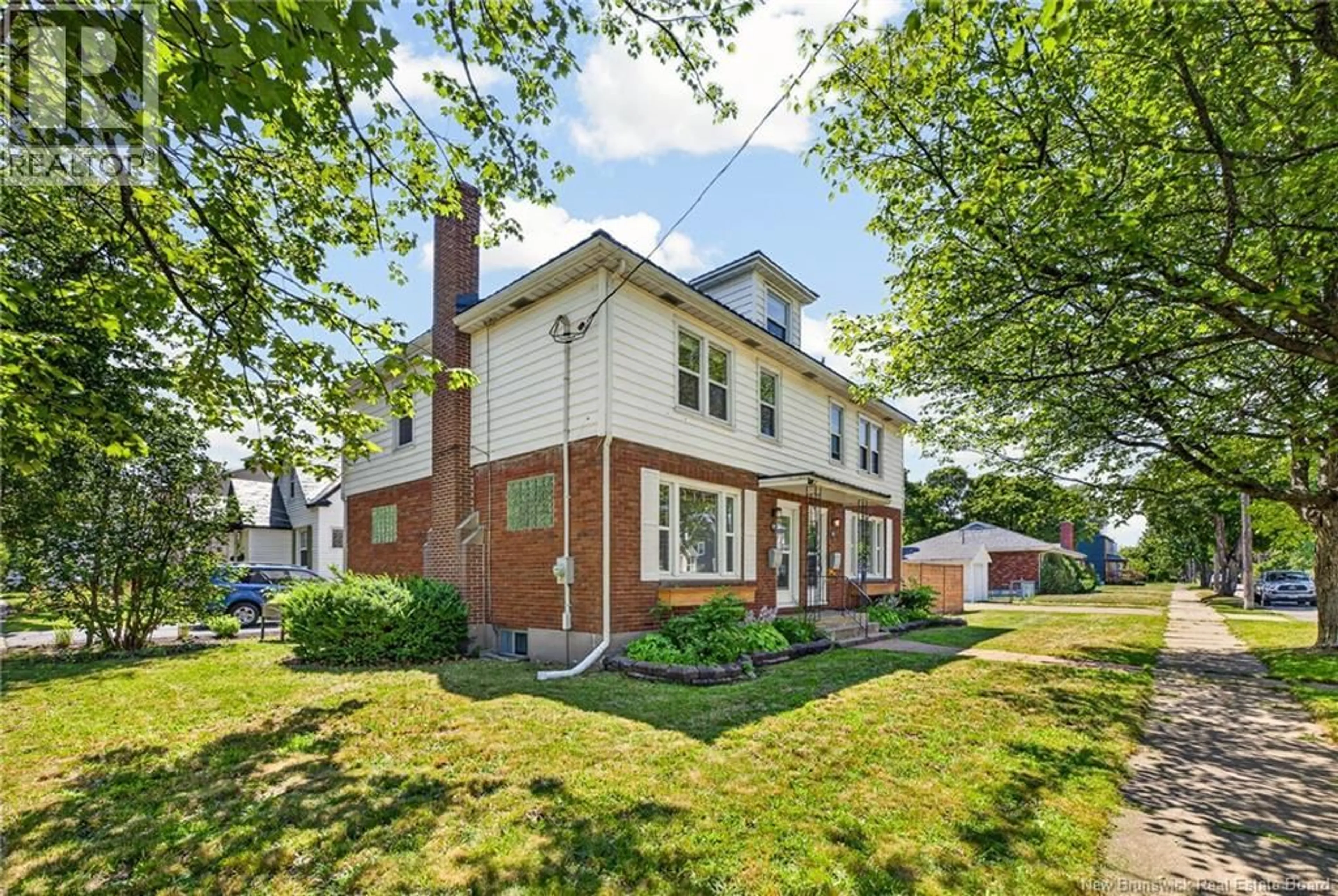 Home with brick exterior material, street for 72-74 BURLINGTON AVENUE, Moncton New Brunswick E1E1Z3