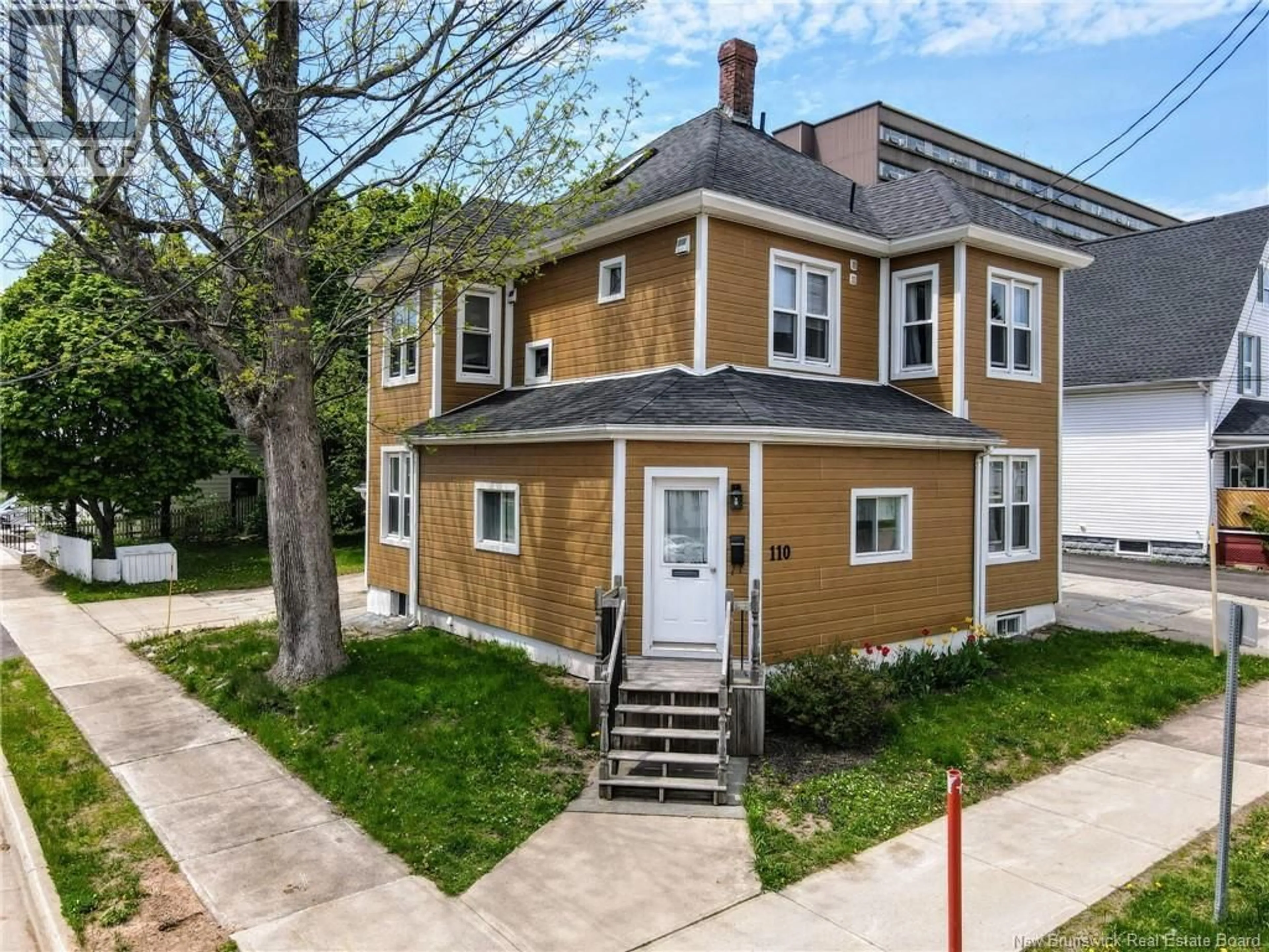 Home with vinyl exterior material, street for 110 CORNHILL, Moncton New Brunswick E1C6L1