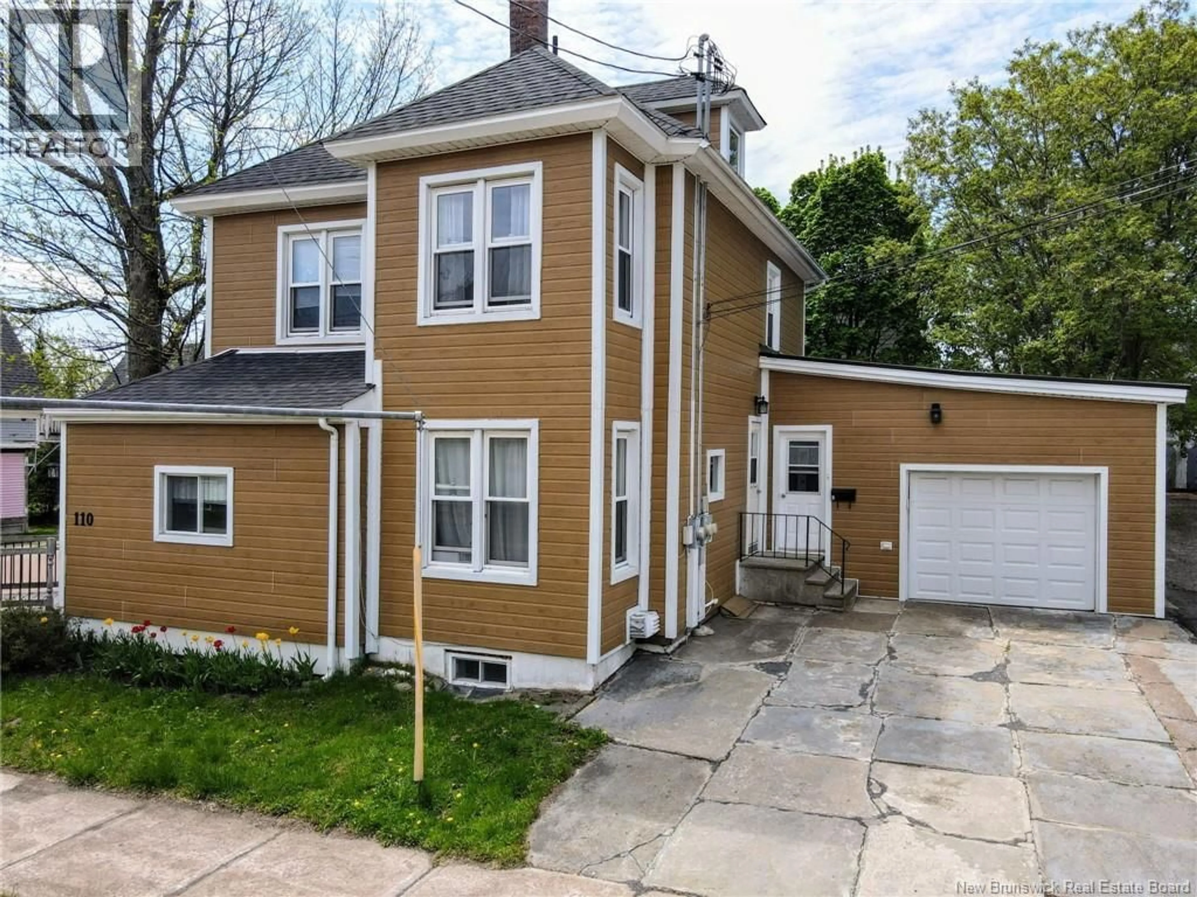 Home with vinyl exterior material, street for 110 CORNHILL, Moncton New Brunswick E1C6L1