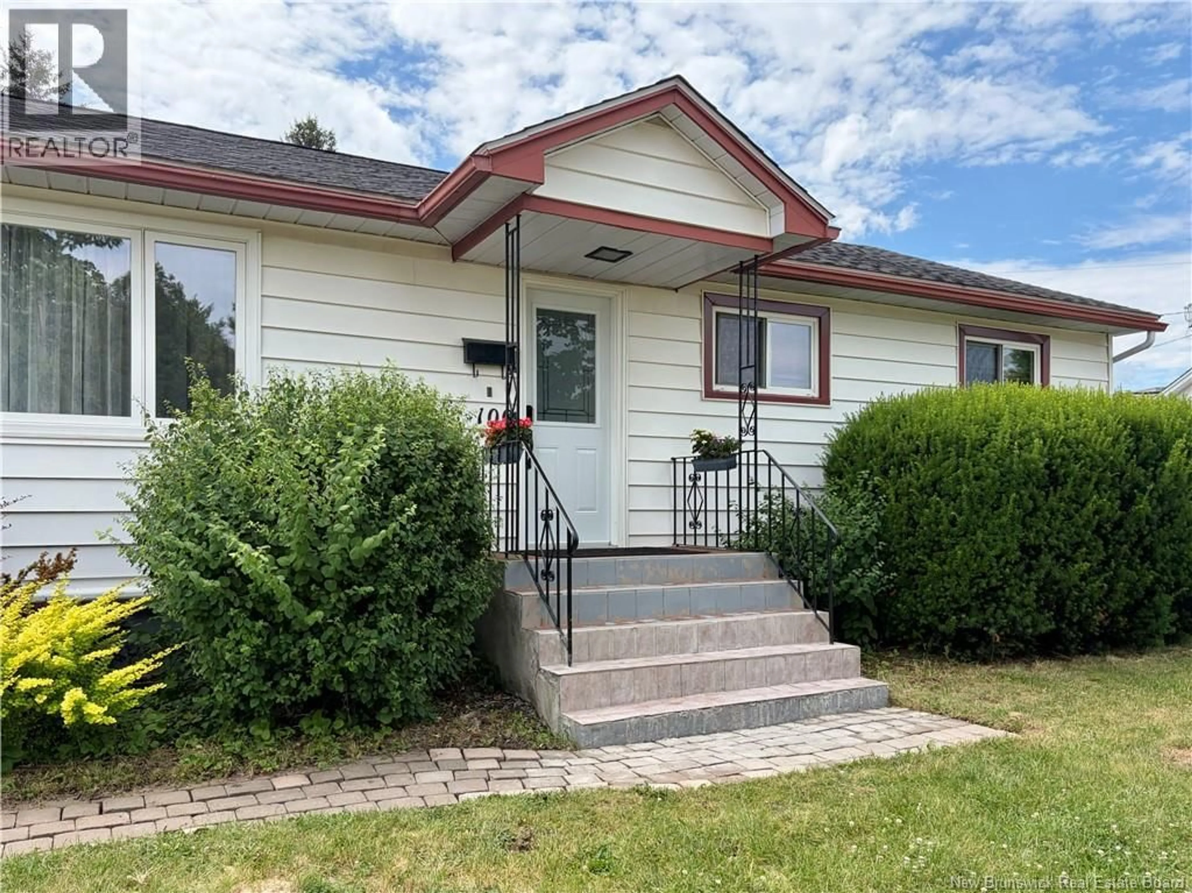 Home with vinyl exterior material, street for 100 LEESIDE DRIVE, Moncton New Brunswick E1C4L5