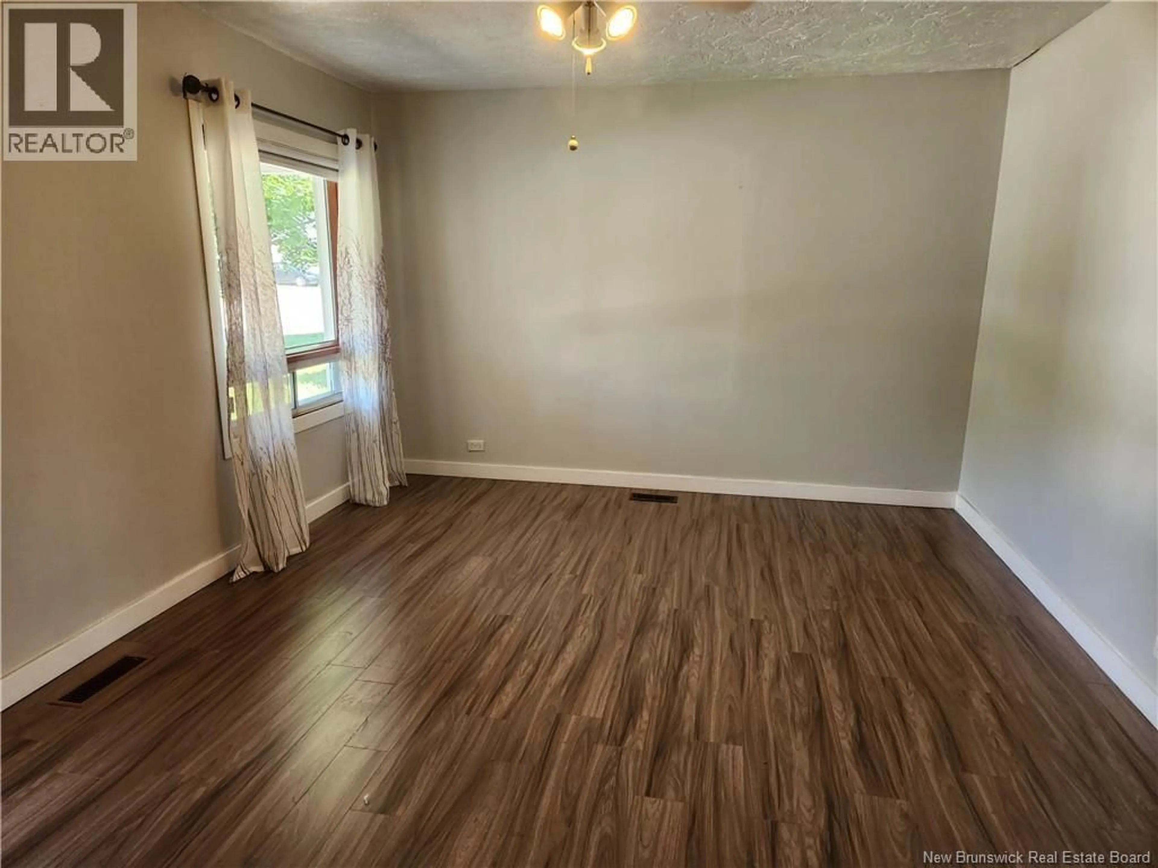 A pic of a room for 56 AIRPORT STREET, Dieppe New Brunswick E1A2G4