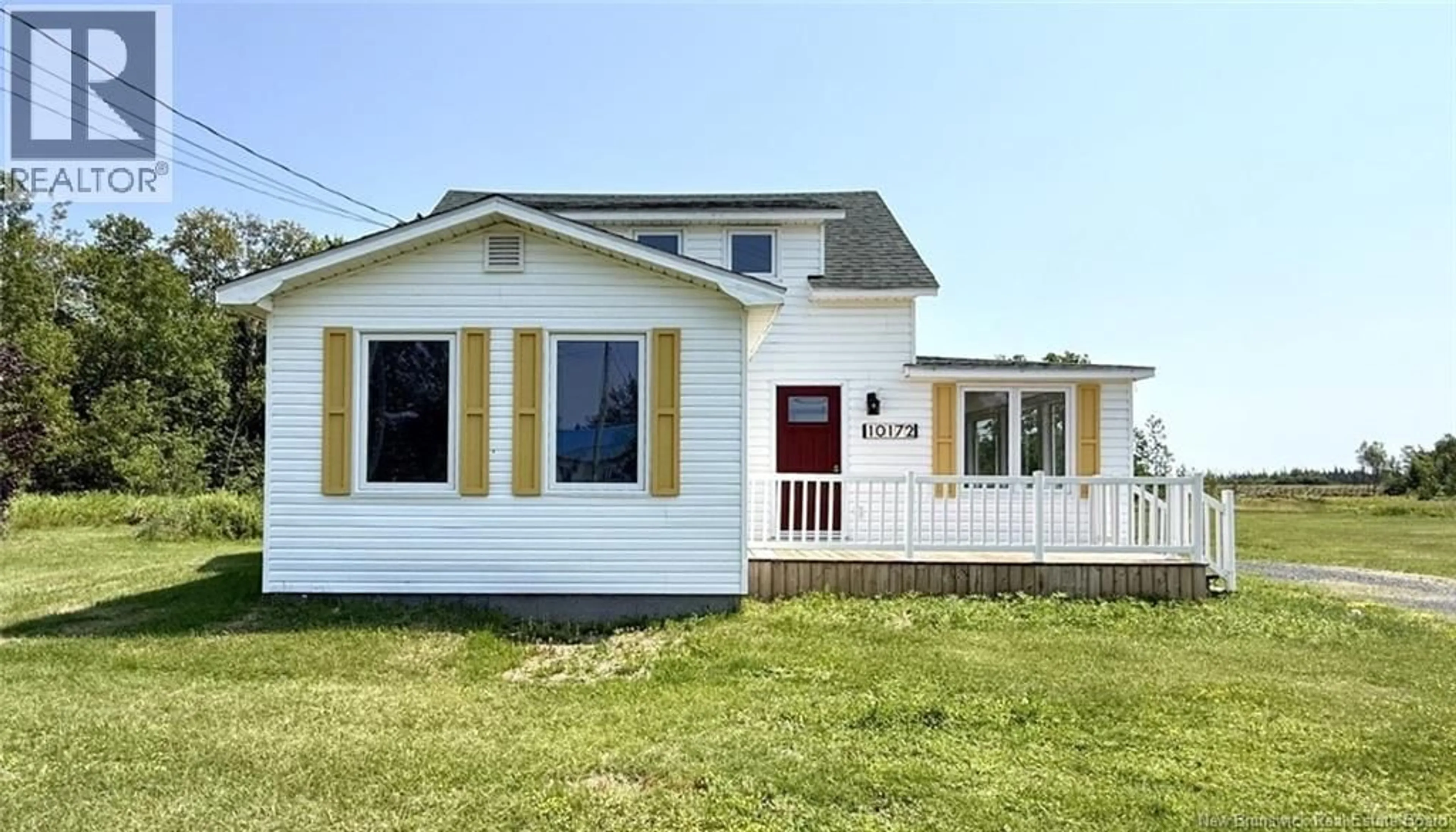 Home with vinyl exterior material, building for 10172 ROUTE 113, Miscou New Brunswick E8T2B4