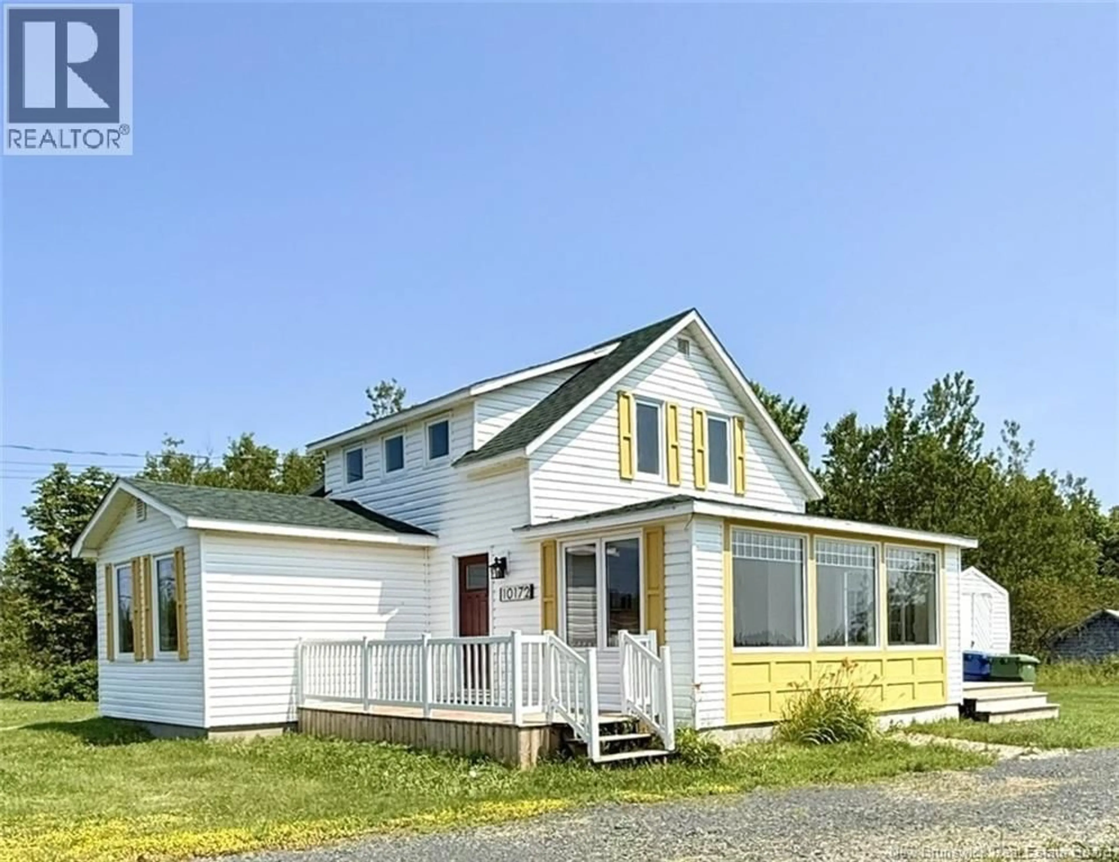 Home with vinyl exterior material, building for 10172 ROUTE 113, Miscou New Brunswick E8T2B4