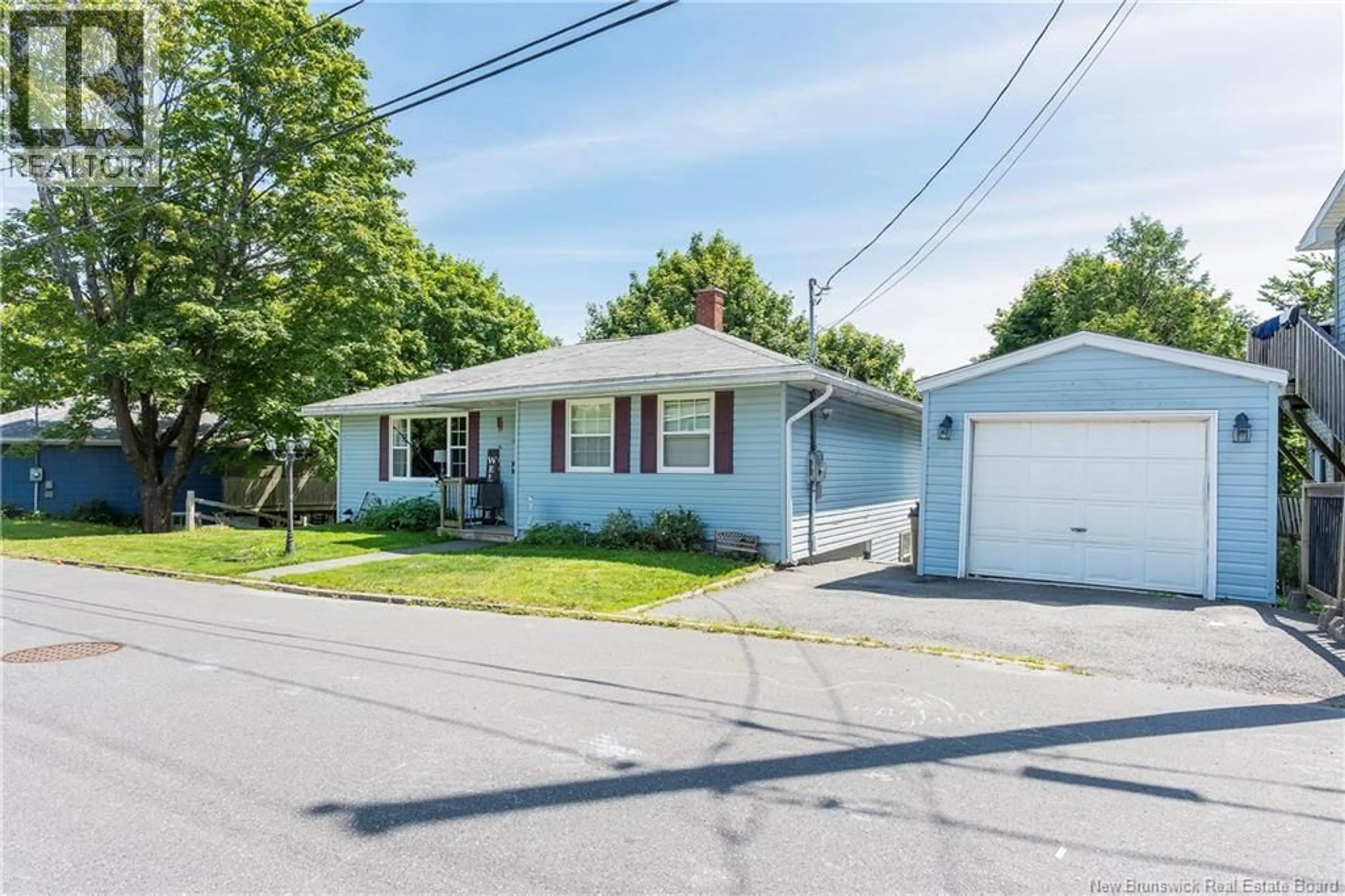 Home with vinyl exterior material, street for 639 GEORGE STREET, Saint John New Brunswick E2M3T2