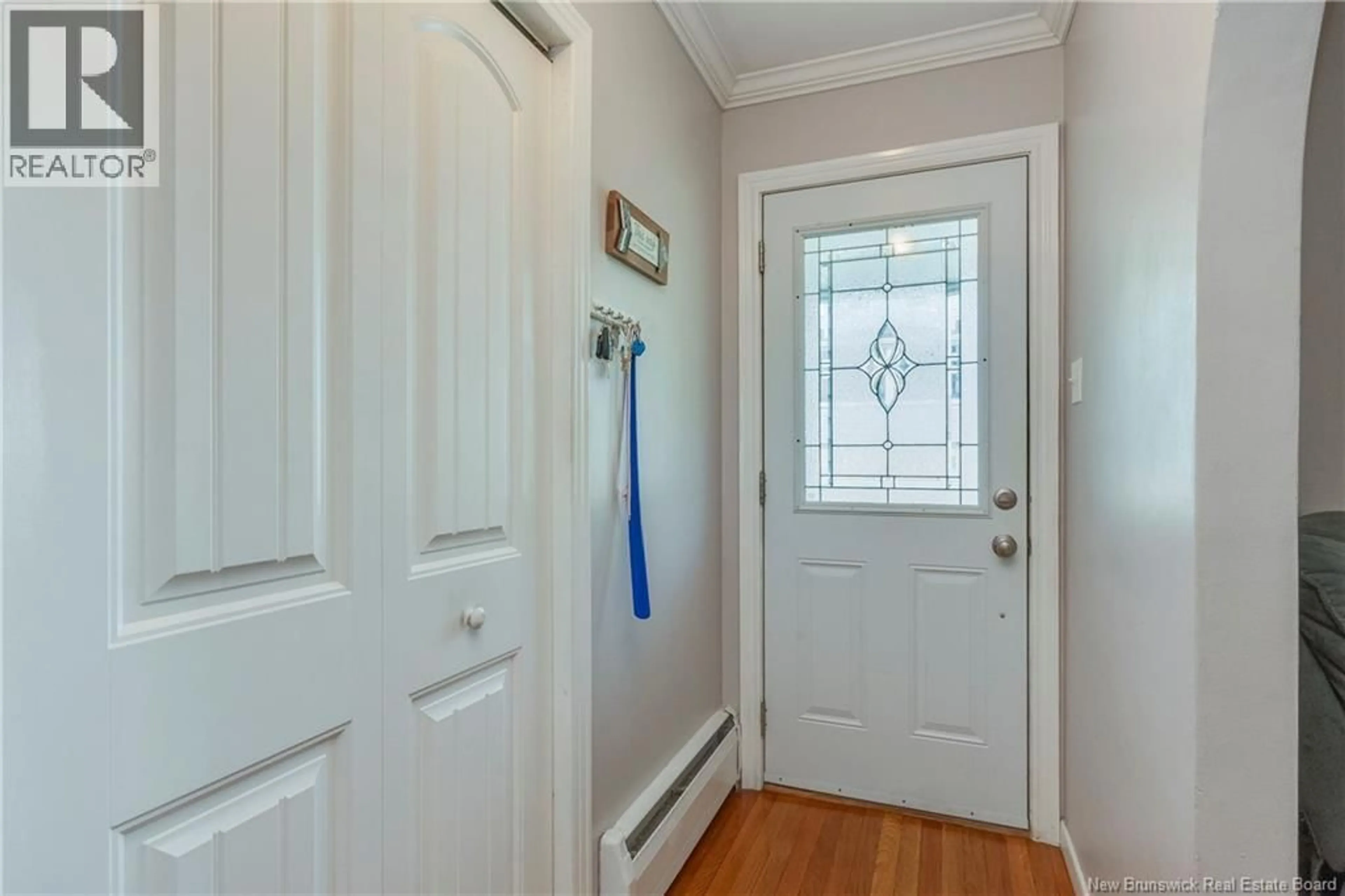 Indoor entryway for 639 GEORGE STREET, Saint John New Brunswick E2M3T2