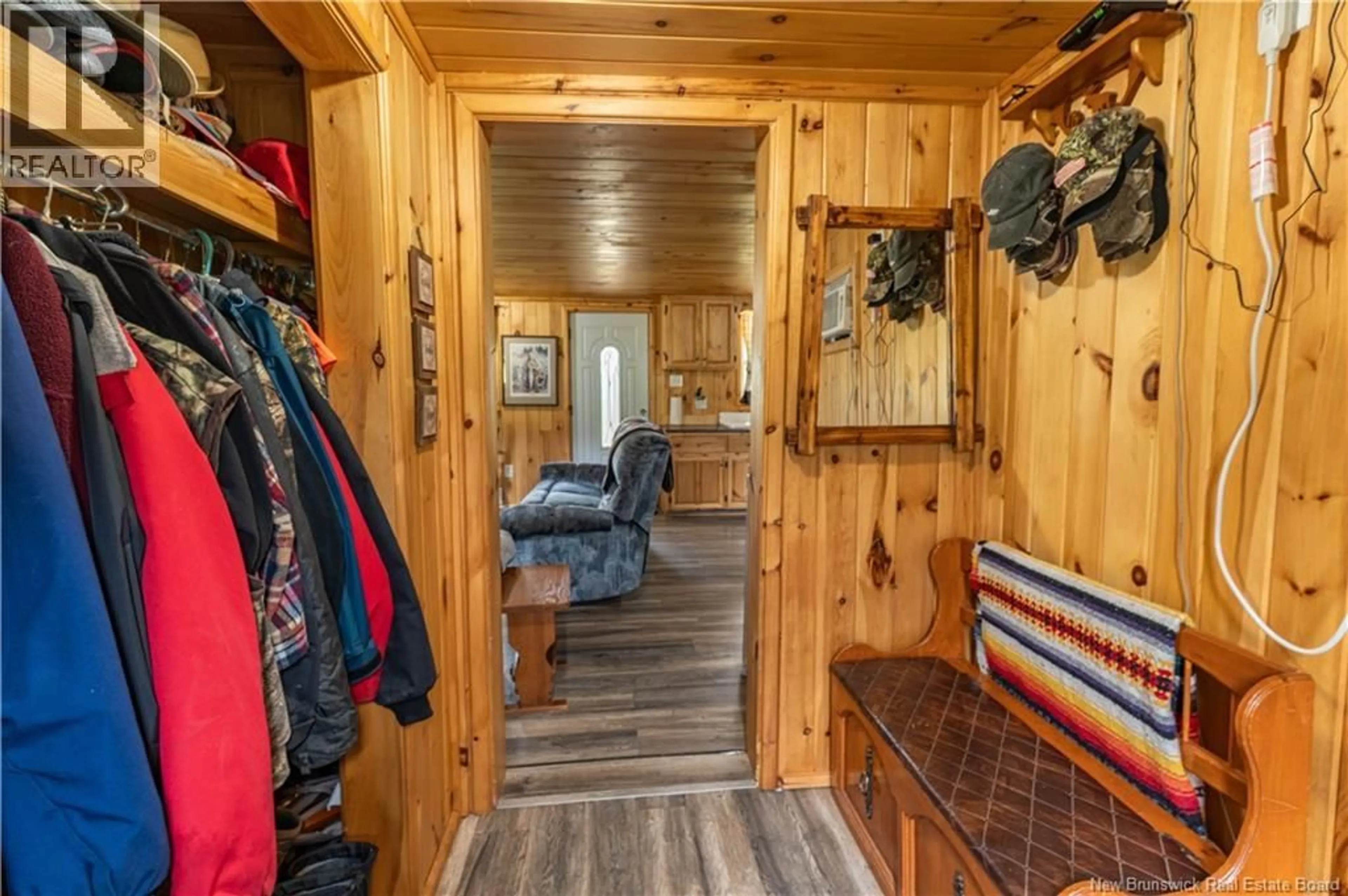 Indoor foyer for 475 ROUTE 118, Gray Rapids New Brunswick E4G2B2