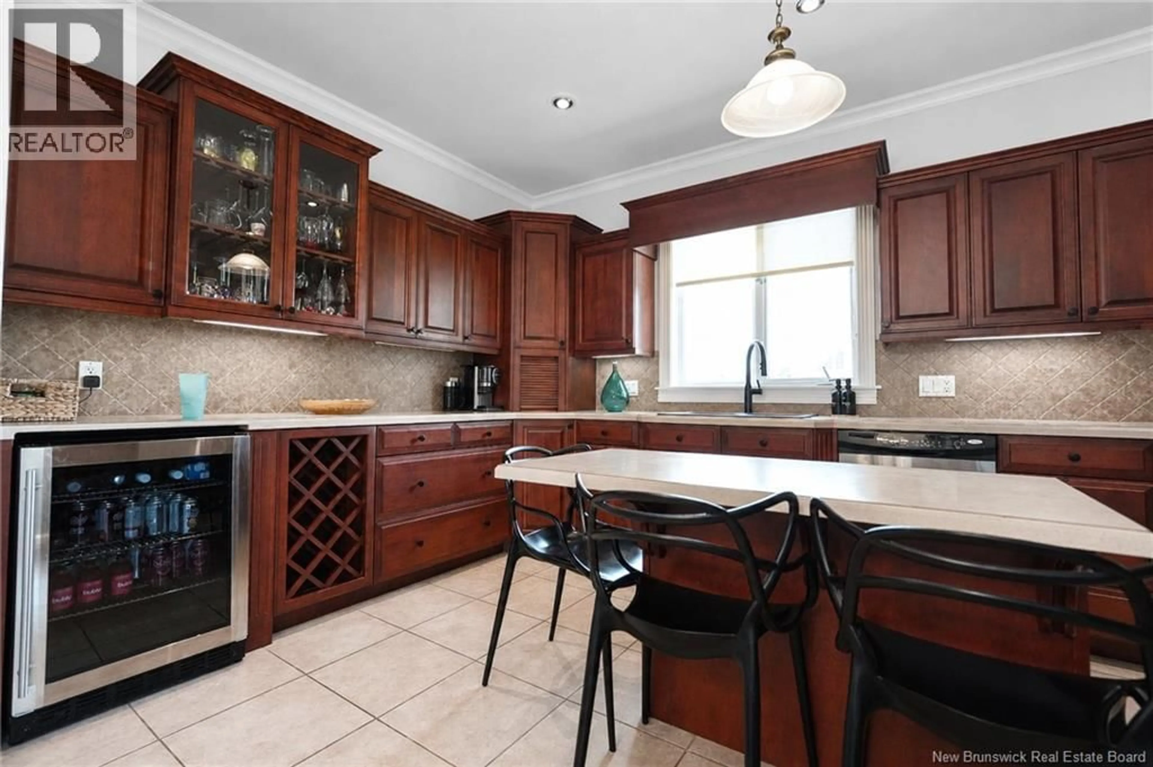 Standard kitchen, ceramic/tile floor for 36 RUE JEAN-CHARLES STREET, Dieppe New Brunswick E1A0K6
