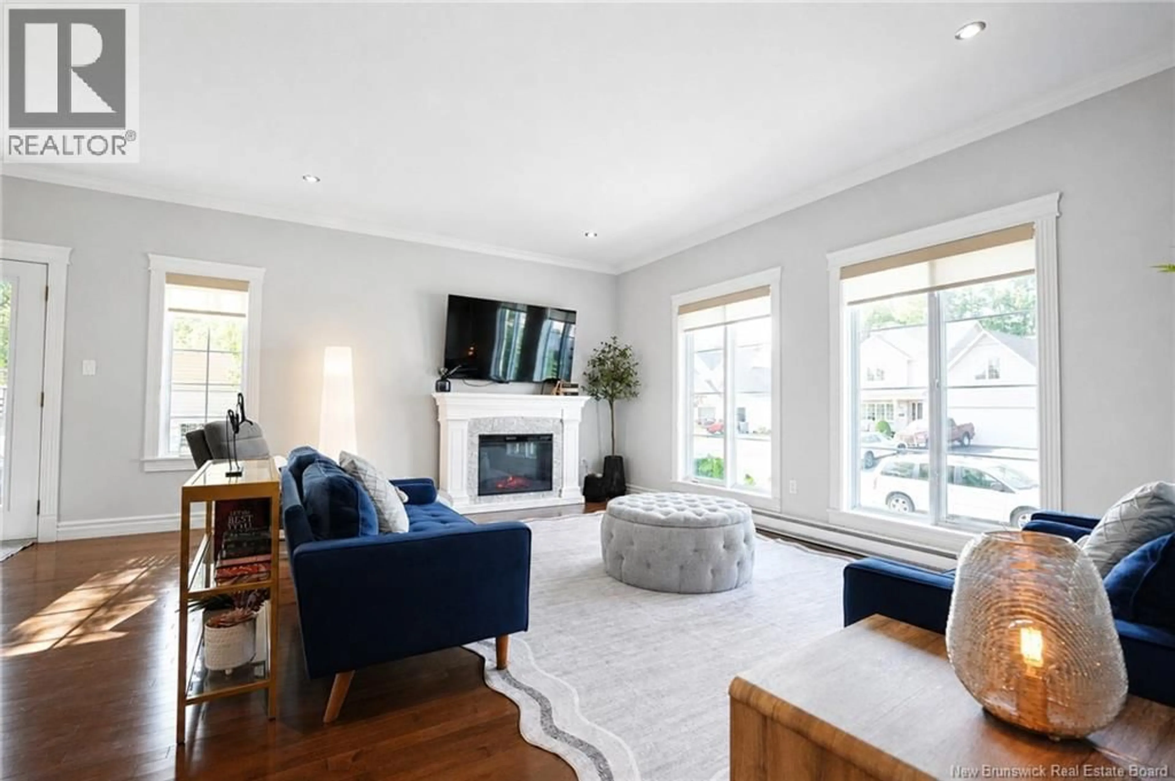 Living room with furniture, unknown for 36 RUE JEAN-CHARLES STREET, Dieppe New Brunswick E1A0K6