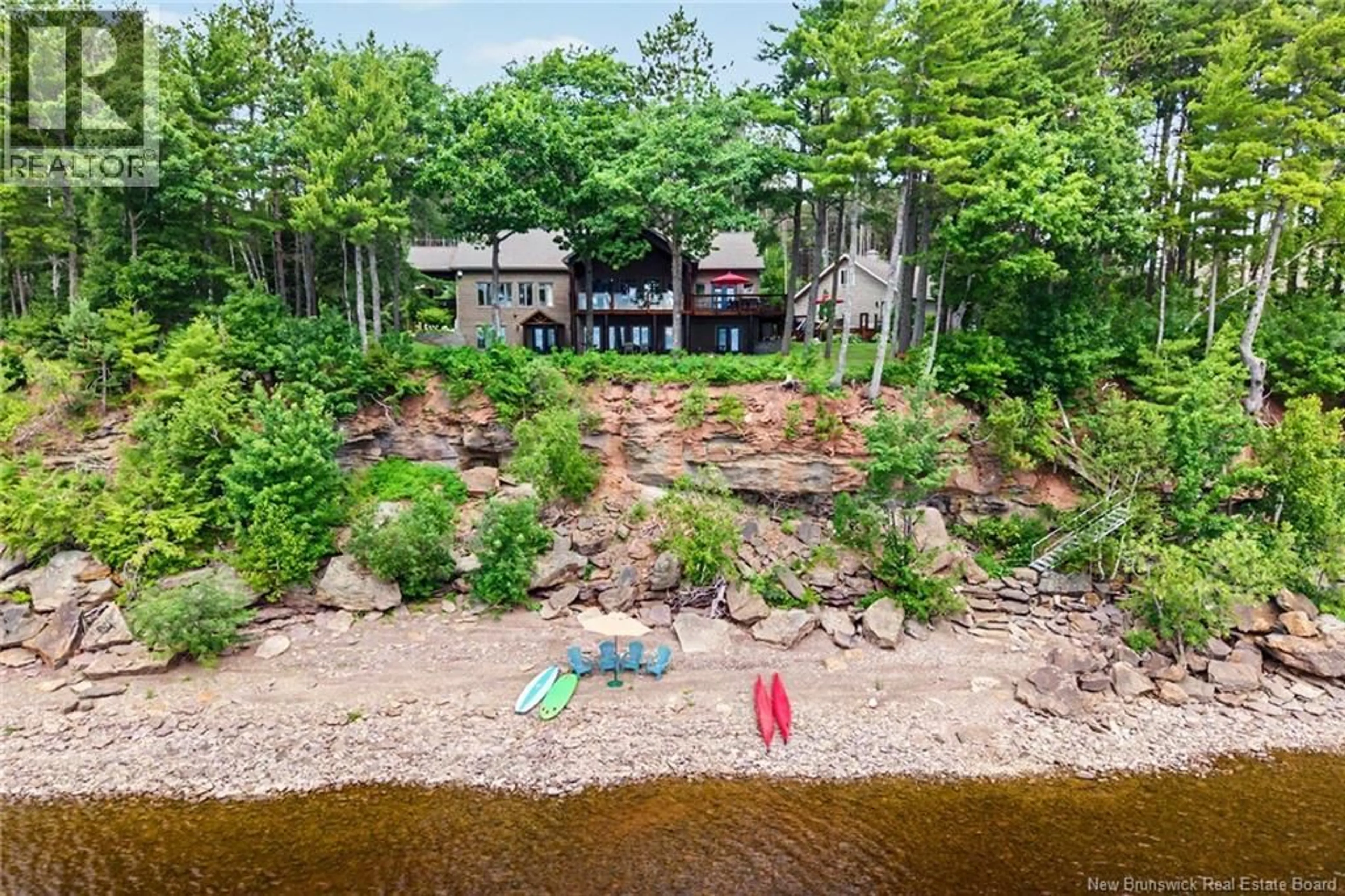 A pic from outside/outdoor area/front of a property/back of a property/a pic from drone, water/lake/river/ocean view for 2984 690 ROUTE, Sypher Cove New Brunswick E4B0A9