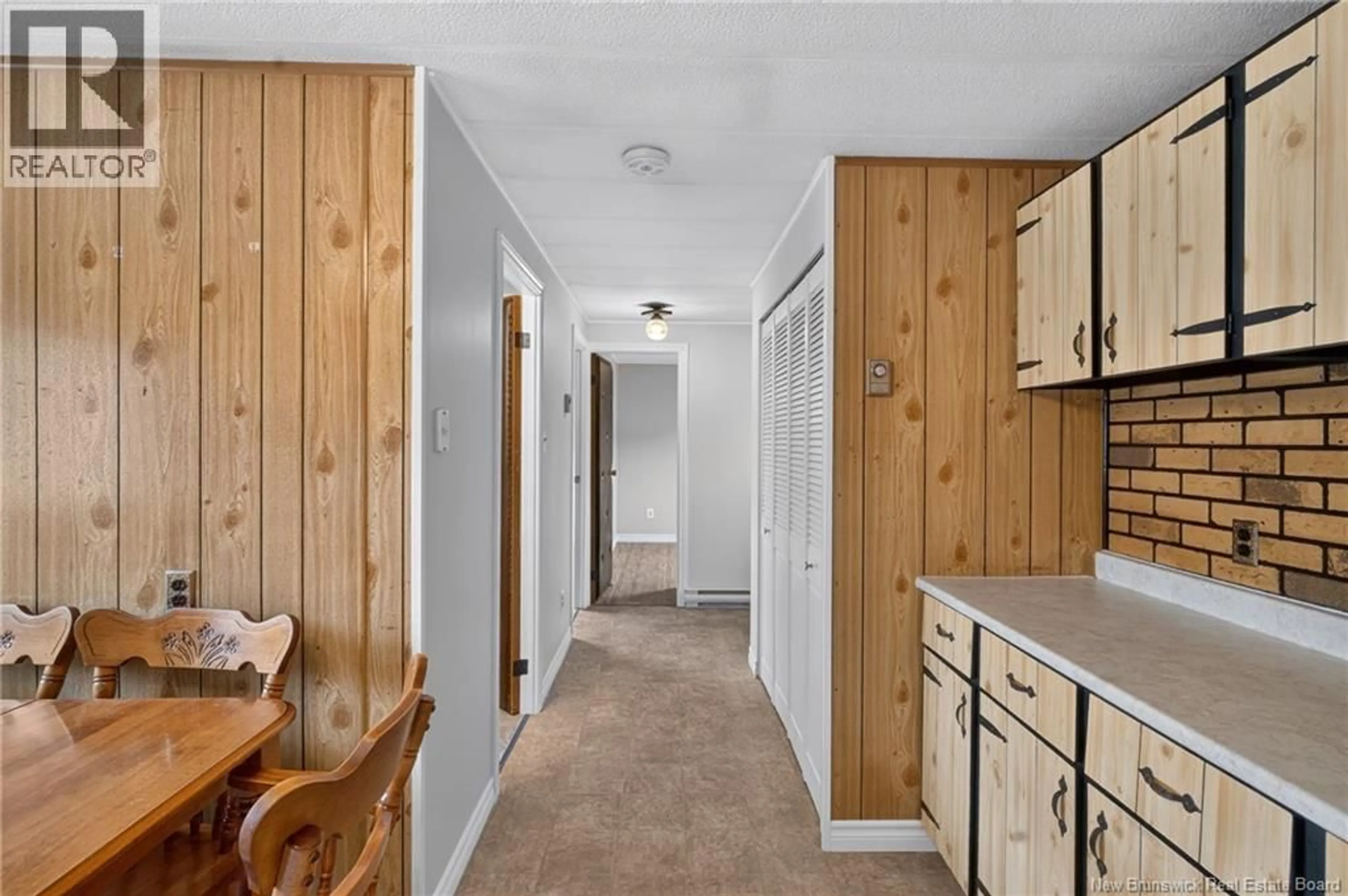 Indoor entryway for 26 MOUNTAIN VIEW PLACE, Campbellton New Brunswick E3N3L1