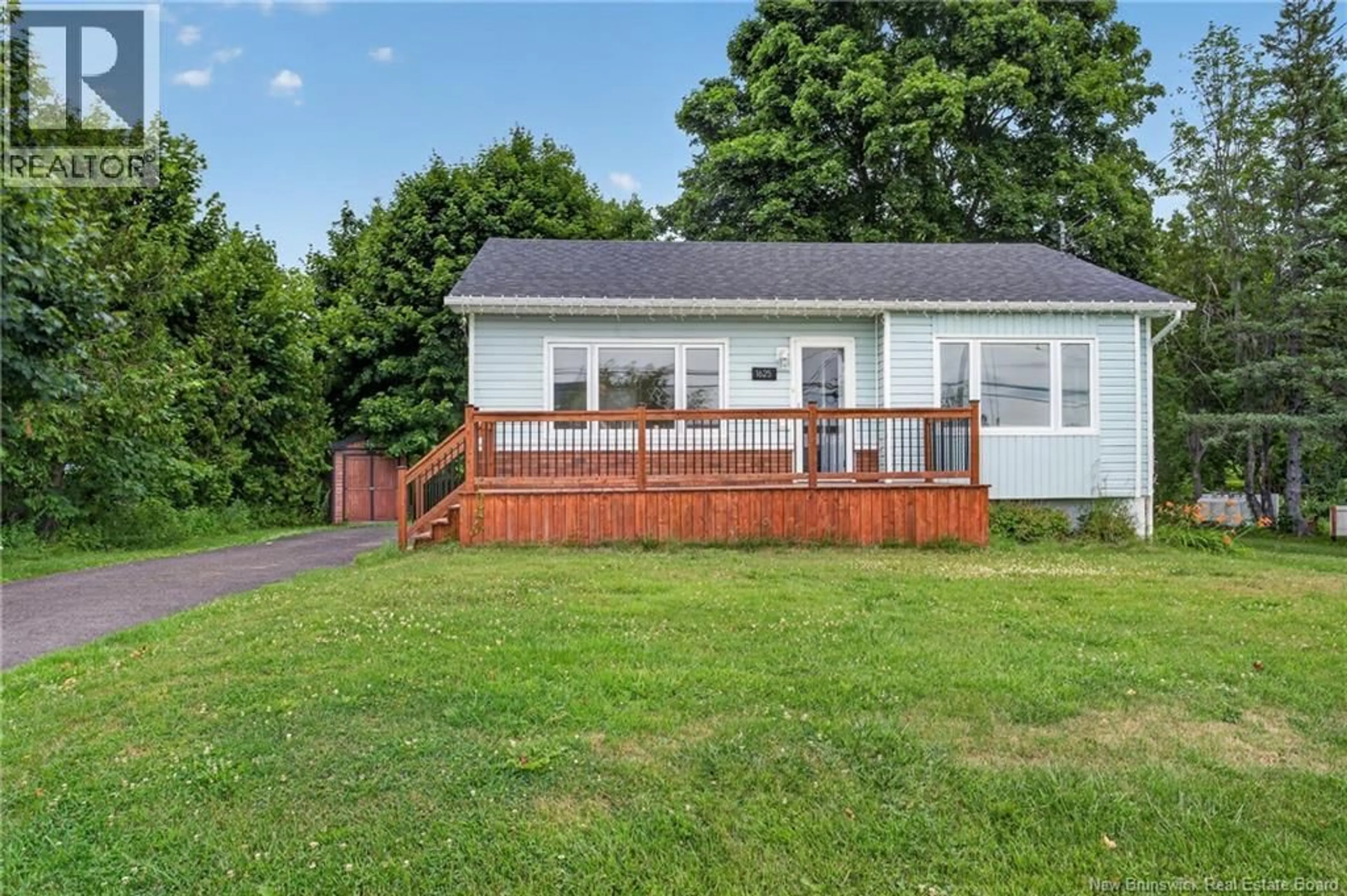 A pic from outside/outdoor area/front of a property/back of a property/a pic from drone, street for 1625 DES PIONNIERS AVENUE, Balmoral New Brunswick E8E1C1