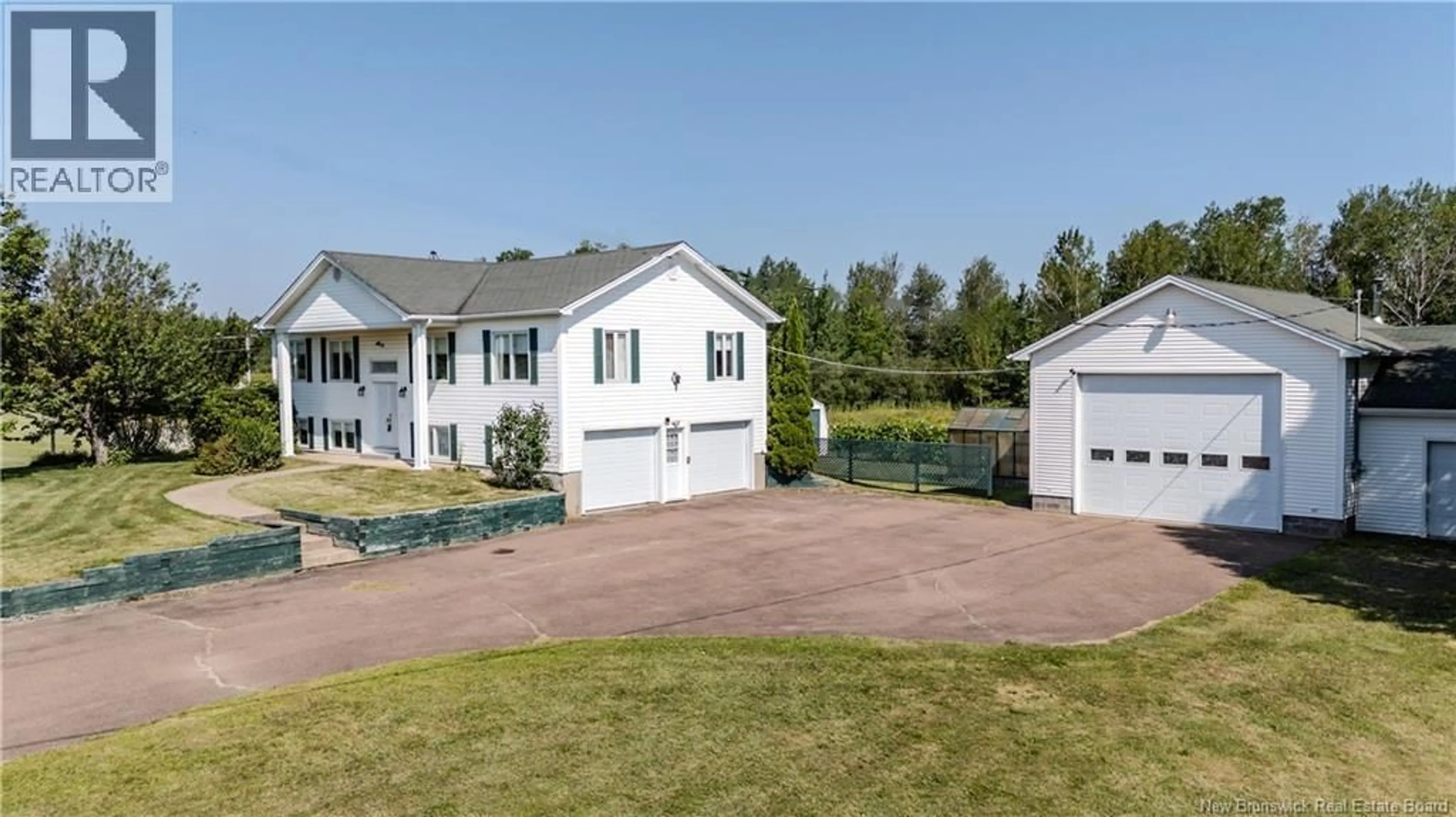A pic from outside/outdoor area/front of a property/back of a property/a pic from drone, unknown for 624 DESPRES ROAD, Cocagne New Brunswick E4R2M6