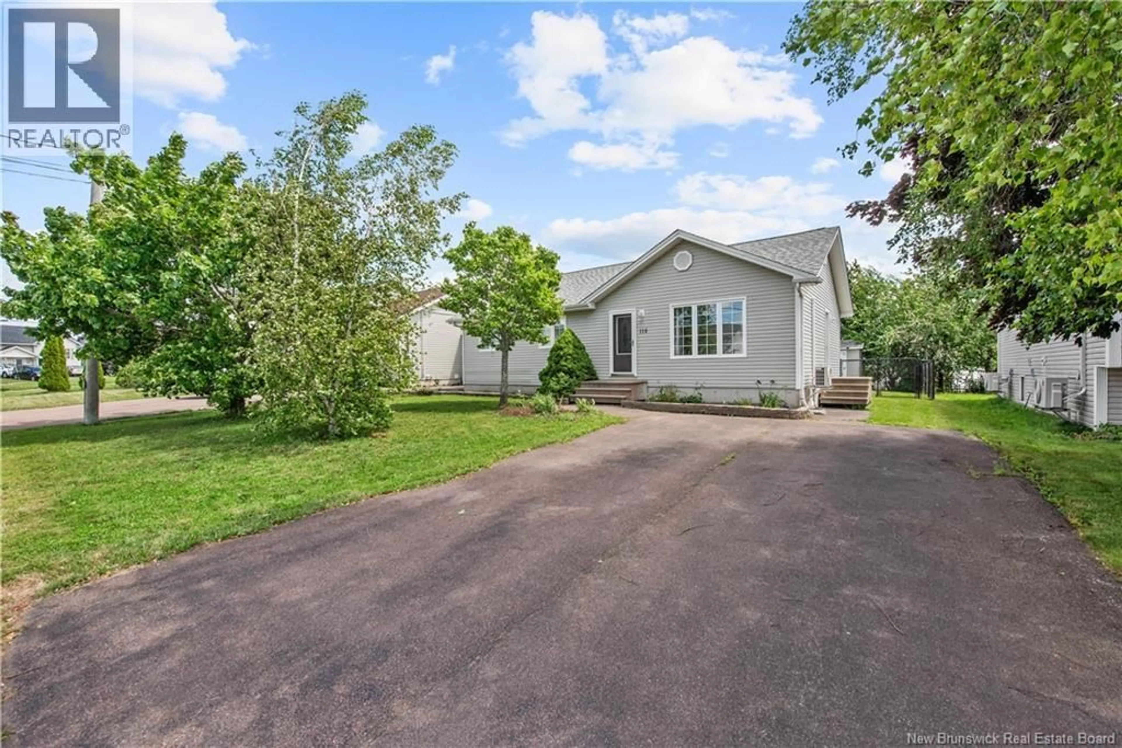 A pic from outside/outdoor area/front of a property/back of a property/a pic from drone, street for 118 HEMMER JANE DRIVE, Moncton New Brunswick E1G2H4