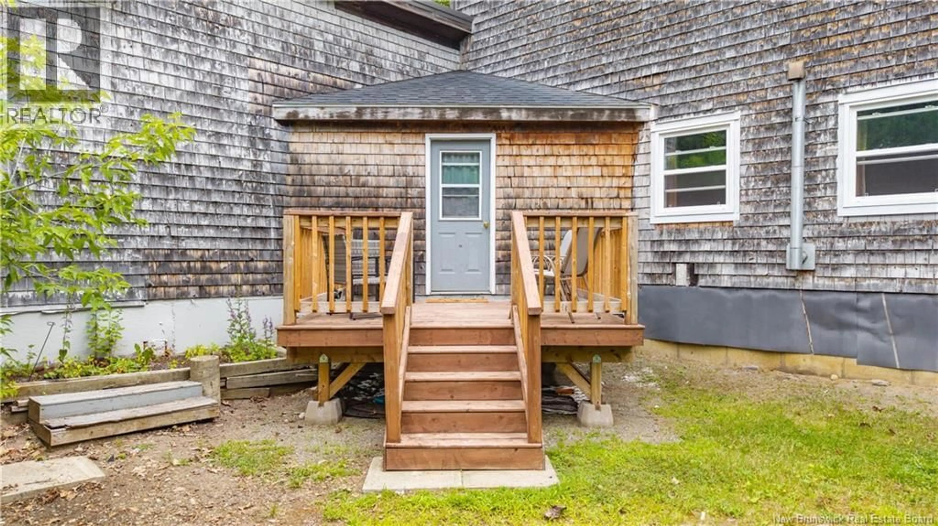 Patio, street for 6 PARKWOOD DRIVE, St. Stephen New Brunswick E3L2W2